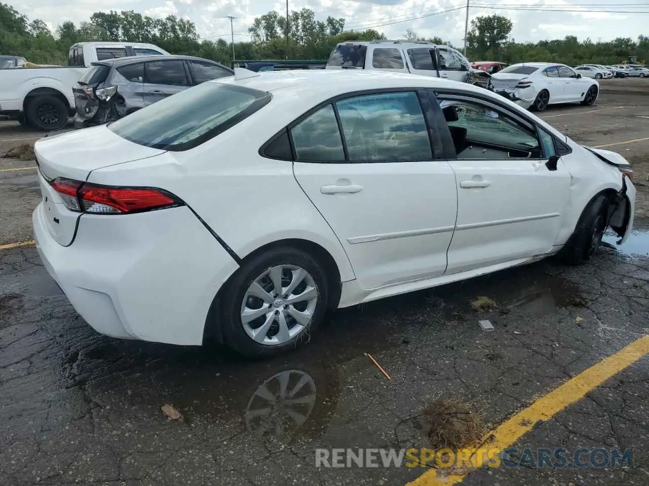 3 Photograph of a damaged car 5YFB4MDE5RP154460 TOYOTA COROLLA 2024