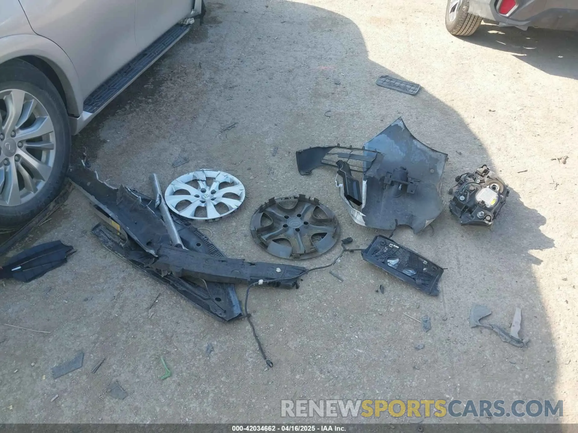 12 Photograph of a damaged car 5YFB4MDE5RP159223 TOYOTA COROLLA 2024
