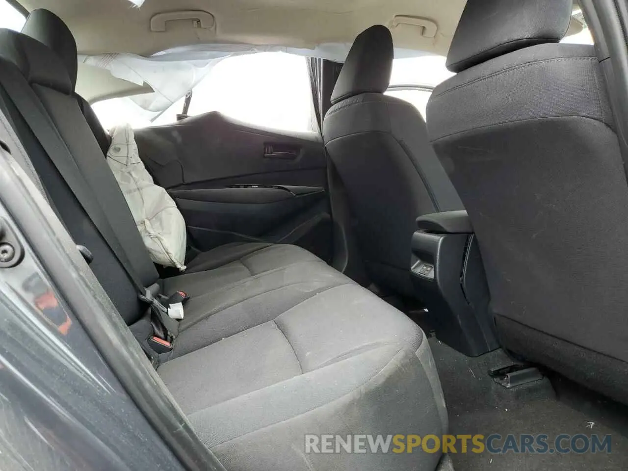 10 Photograph of a damaged car 5YFB4MDE5RP159352 TOYOTA COROLLA 2024