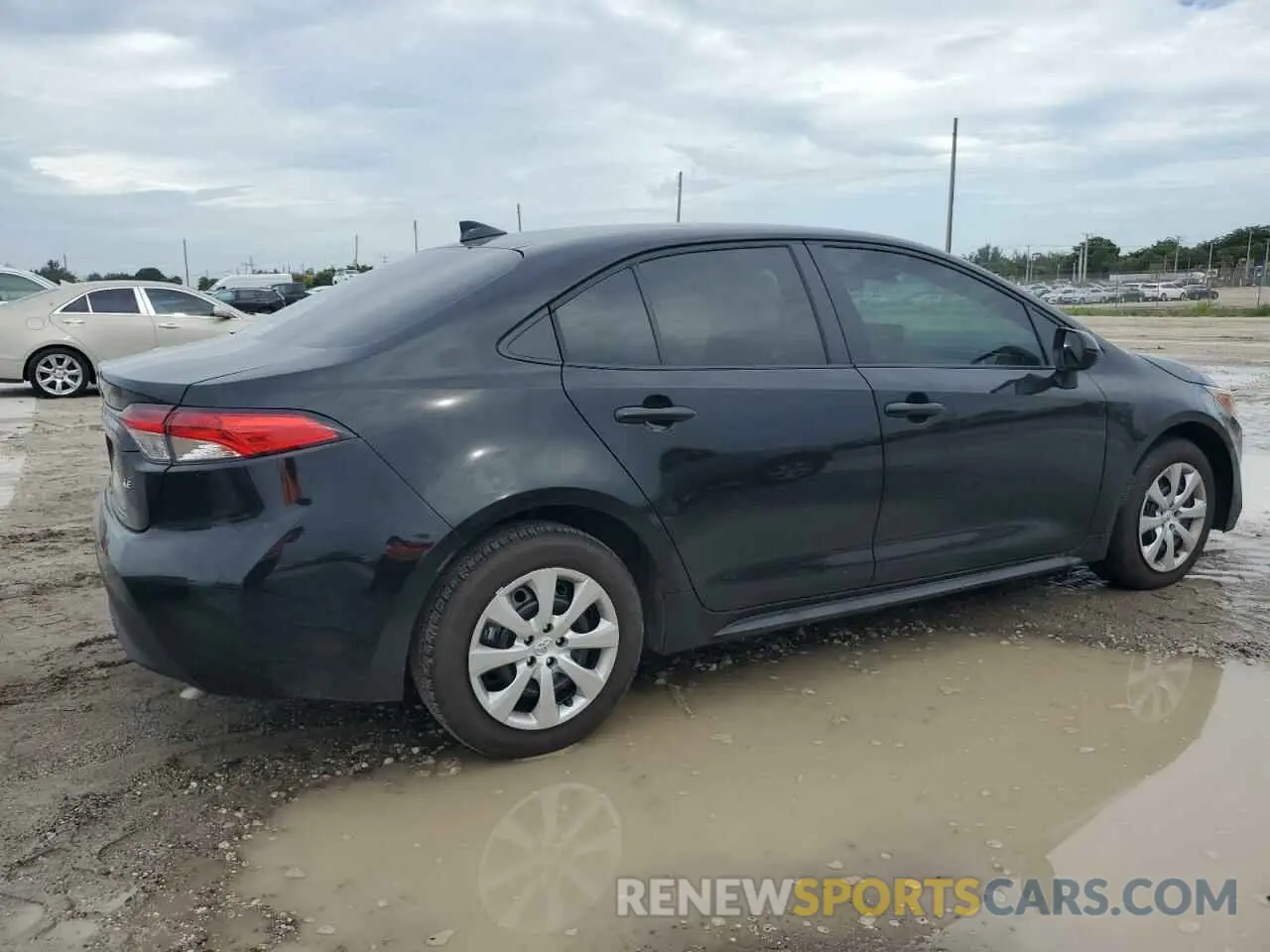 3 Photograph of a damaged car 5YFB4MDE5RP167693 TOYOTA COROLLA 2024