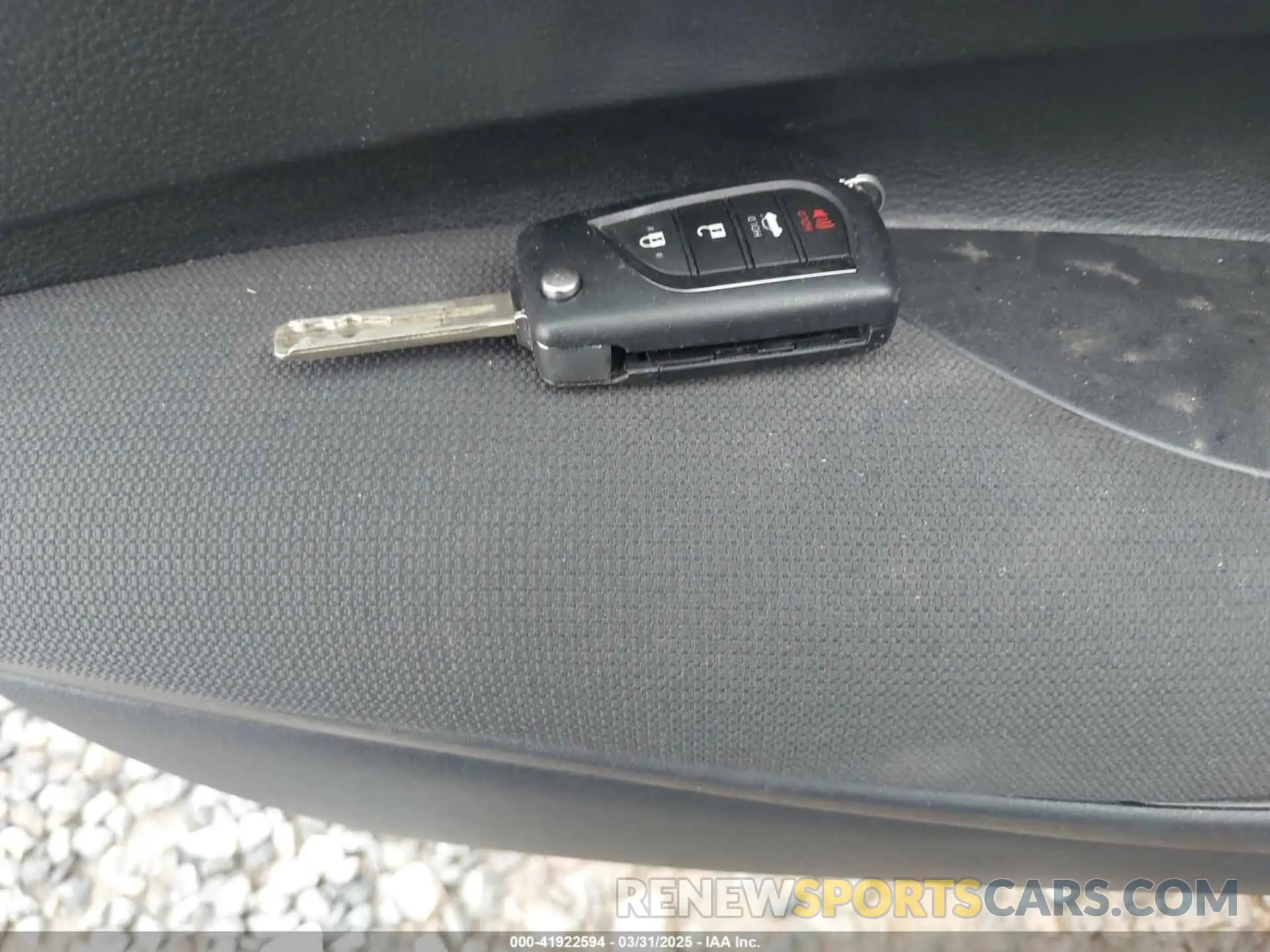 11 Photograph of a damaged car 5YFB4MDE5RP170447 TOYOTA COROLLA 2024