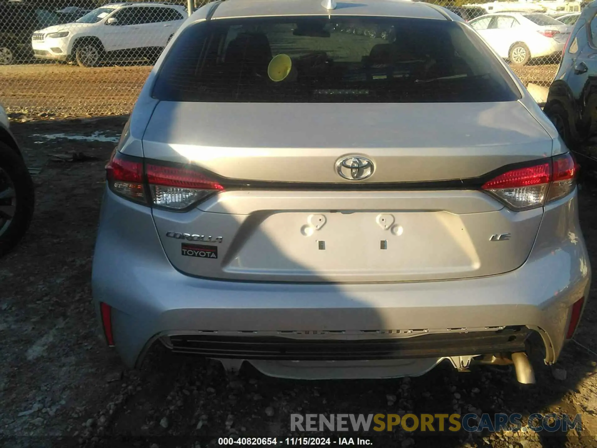 17 Photograph of a damaged car 5YFB4MDE5RP187992 TOYOTA COROLLA 2024
