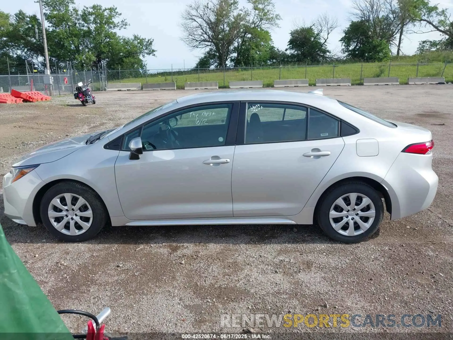 14 Photograph of a damaged car 5YFB4MDE5RP188253 TOYOTA COROLLA 2024