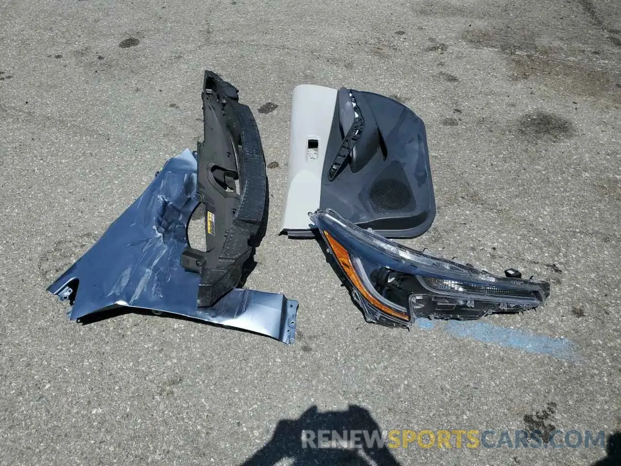 12 Photograph of a damaged car 5YFB4MDE5RP206184 TOYOTA COROLLA 2024
