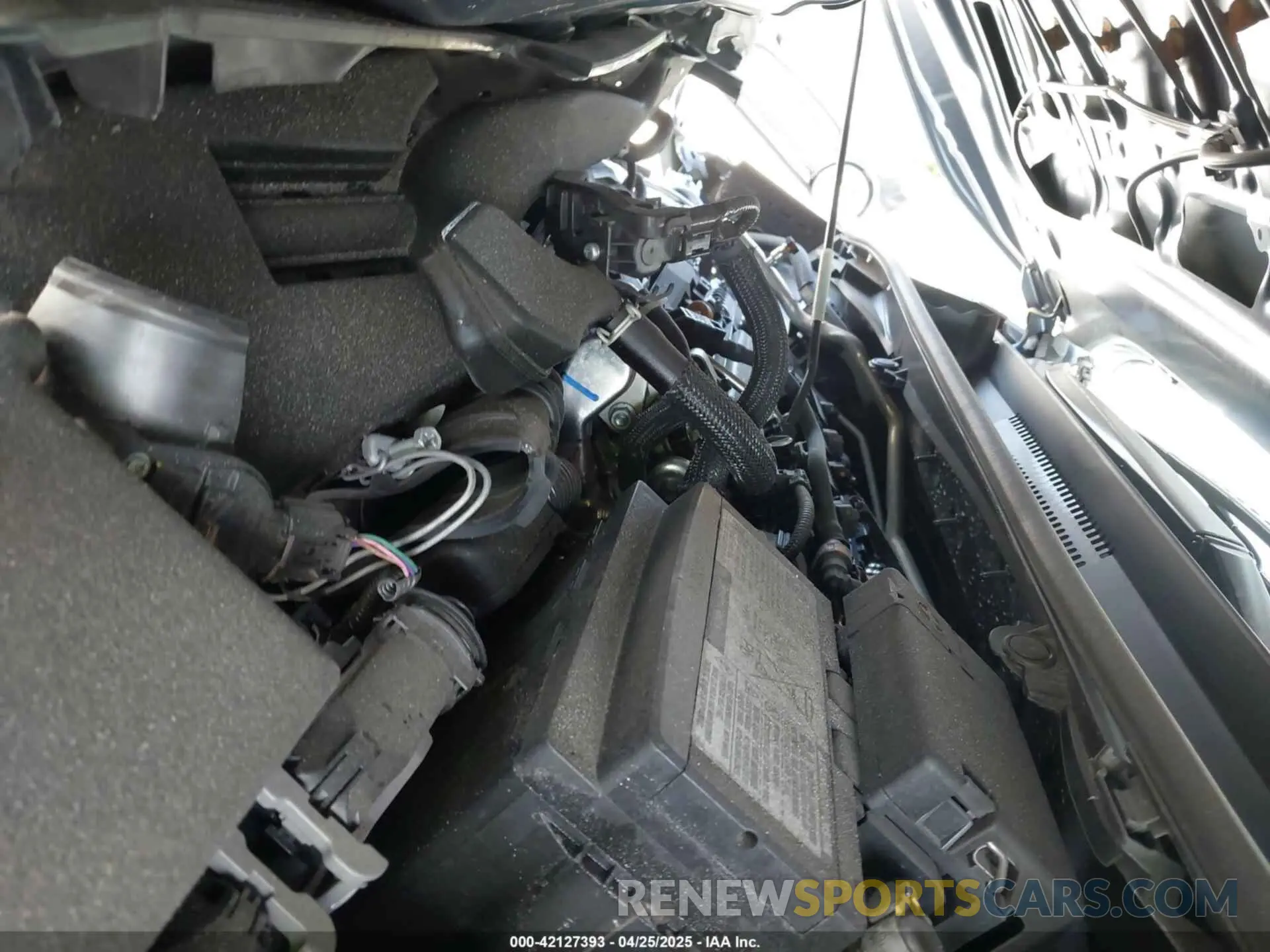 10 Photograph of a damaged car 5YFB4MDE6RP101735 TOYOTA COROLLA 2024