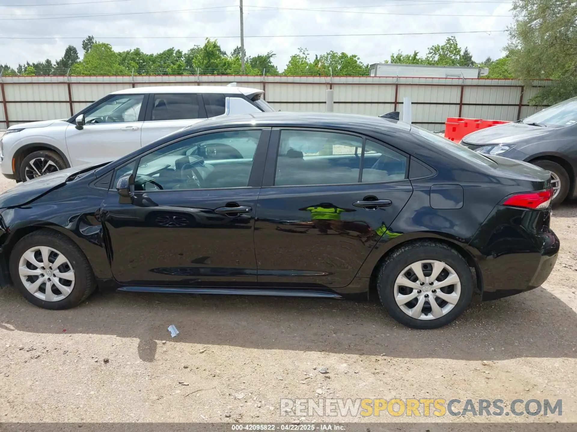 14 Photograph of a damaged car 5YFB4MDE6RP179531 TOYOTA COROLLA 2024