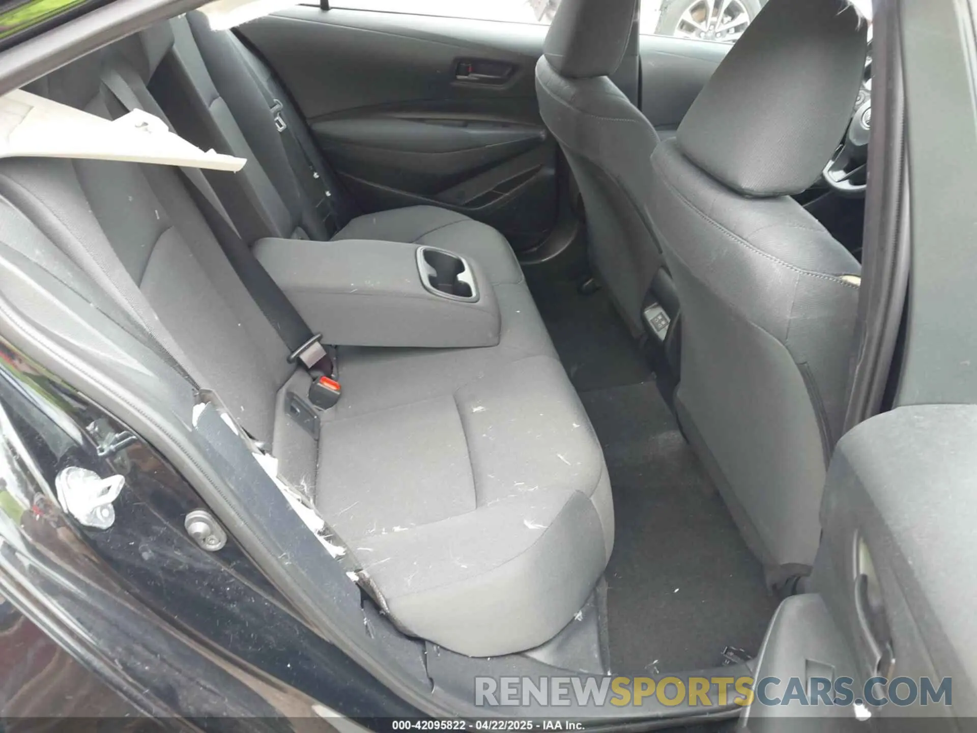 8 Photograph of a damaged car 5YFB4MDE6RP179531 TOYOTA COROLLA 2024