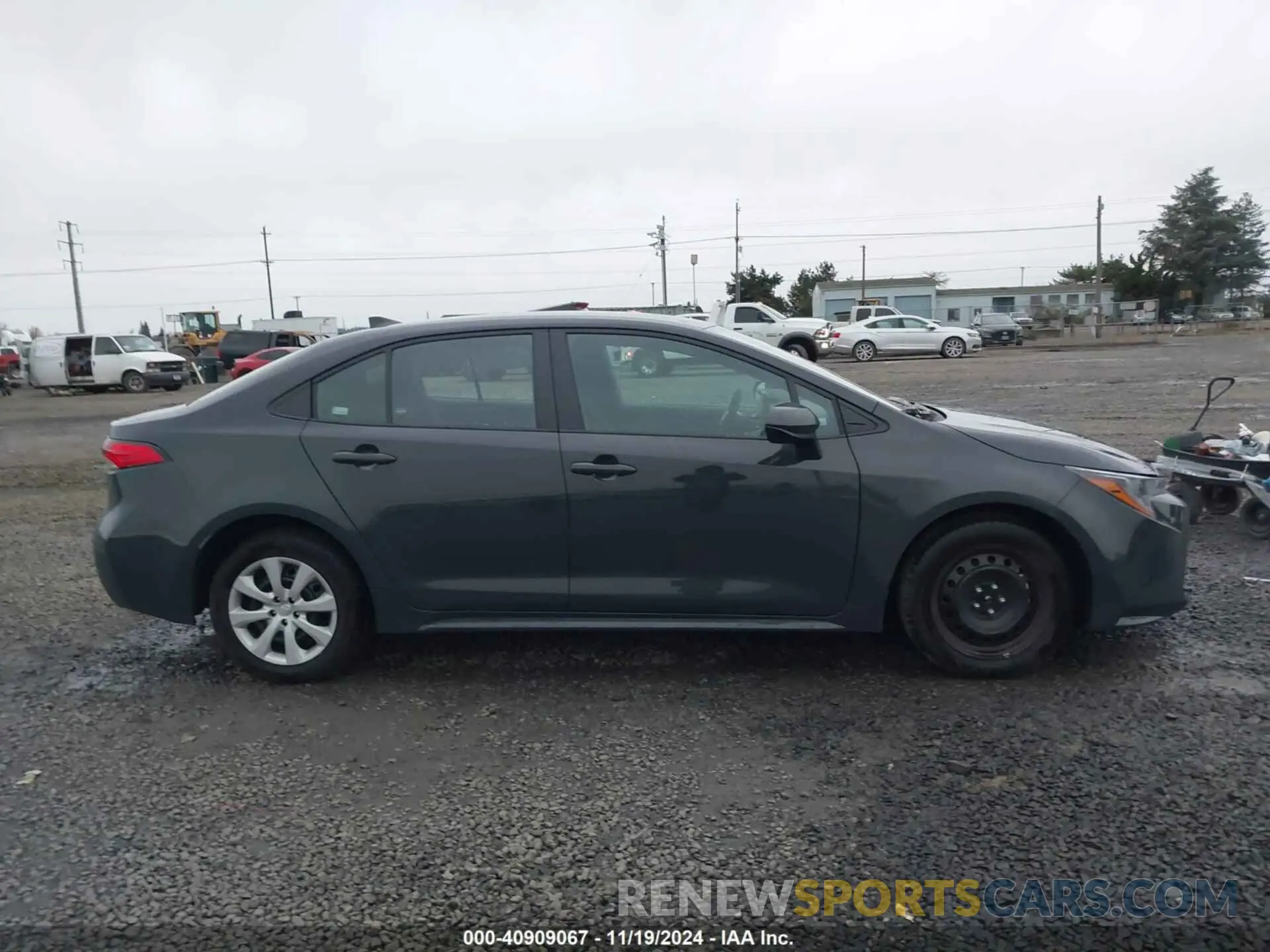 13 Photograph of a damaged car 5YFB4MDE6RP189900 TOYOTA COROLLA 2024
