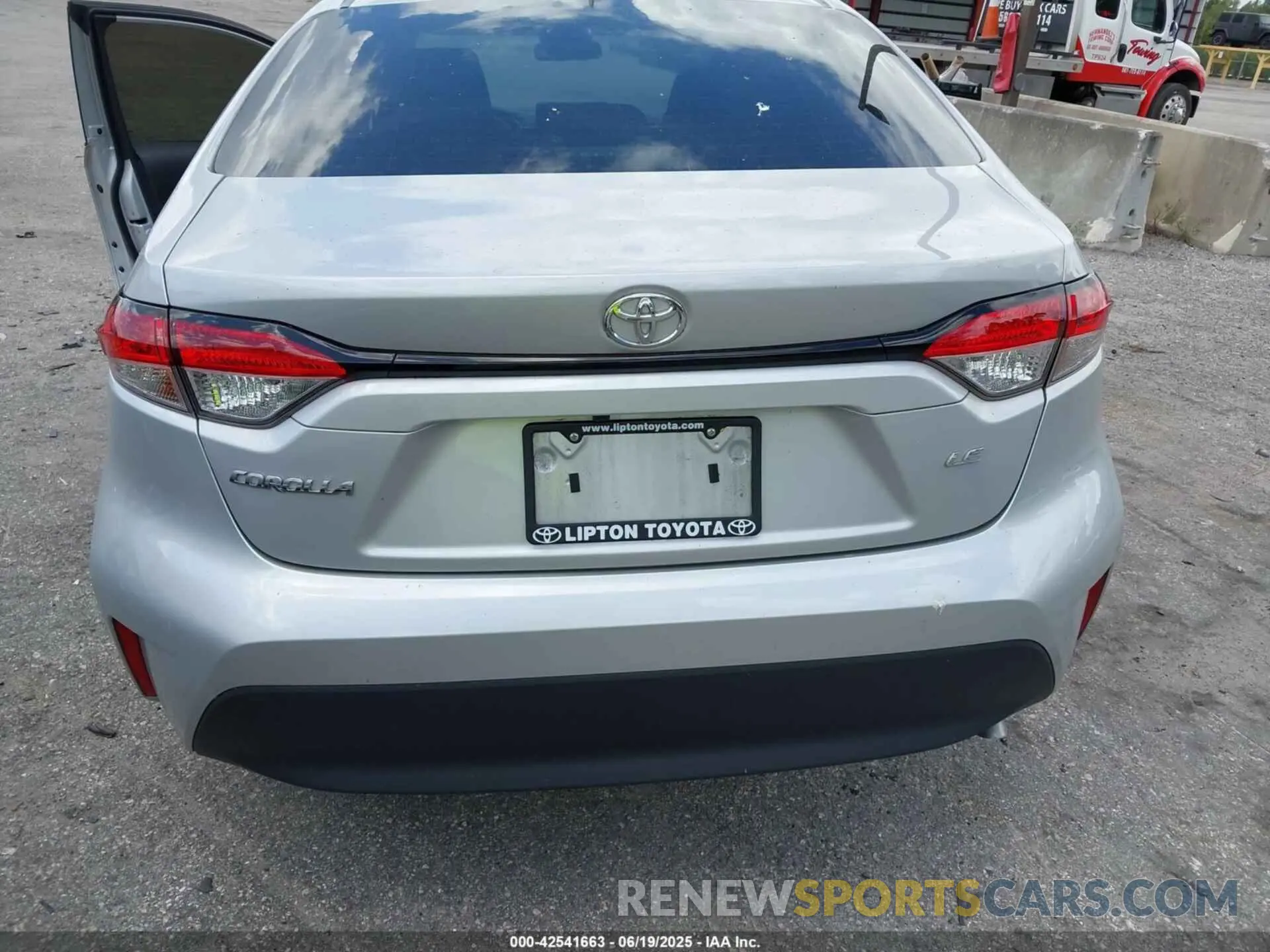 15 Photograph of a damaged car 5YFB4MDE7RP107267 TOYOTA COROLLA 2024