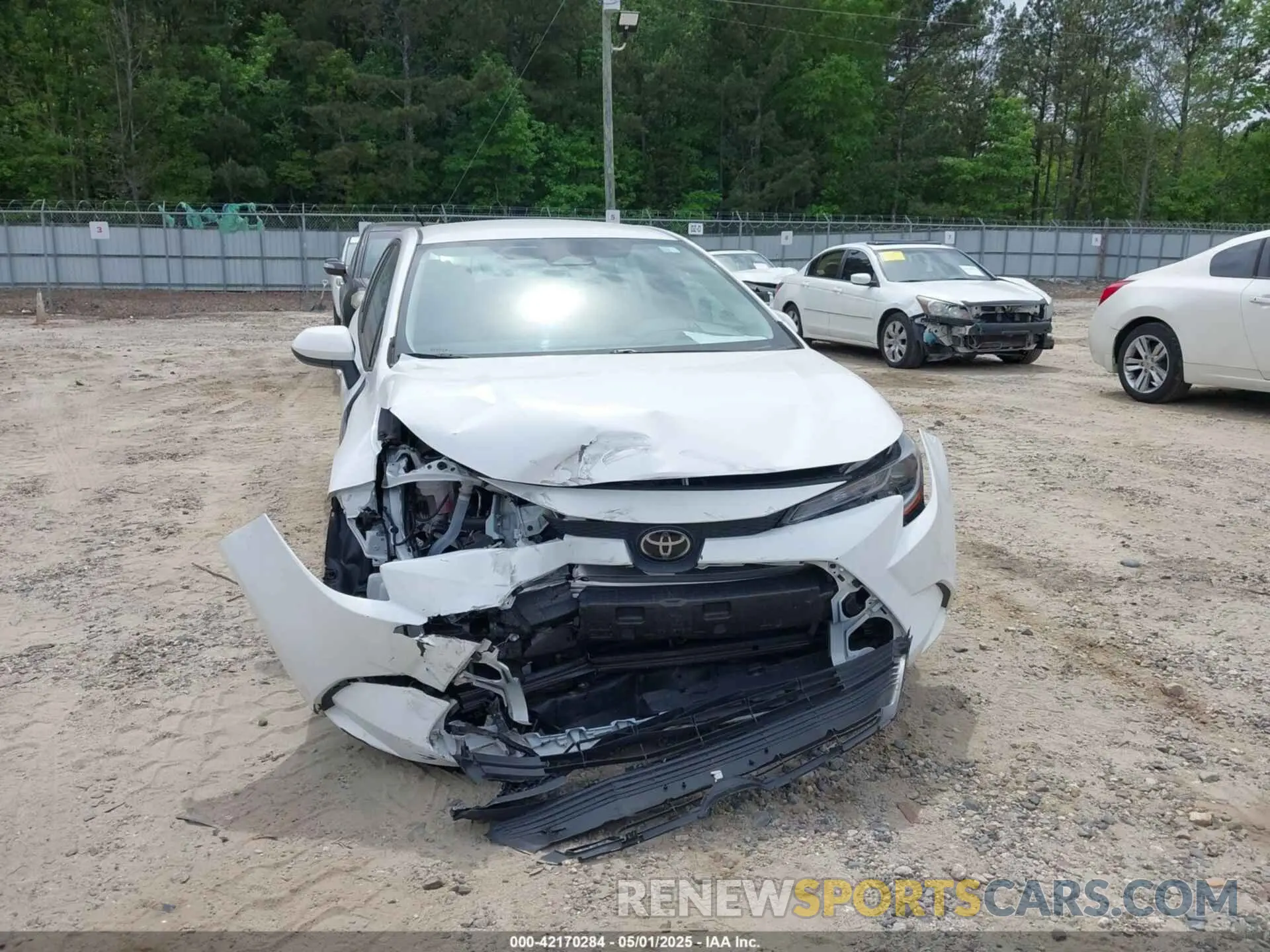 6 Photograph of a damaged car 5YFB4MDE7RP112808 TOYOTA COROLLA 2024