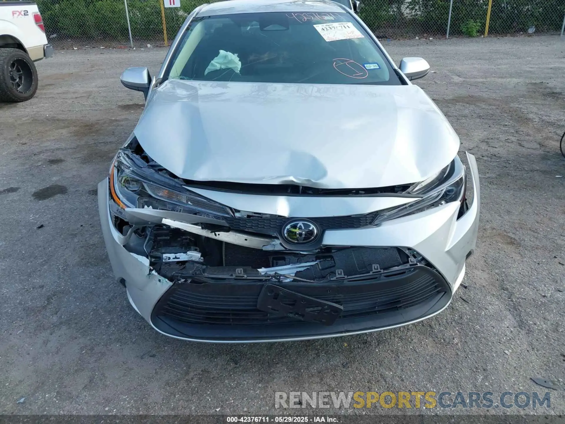 12 Photograph of a damaged car 5YFB4MDE7RP118737 TOYOTA COROLLA 2024