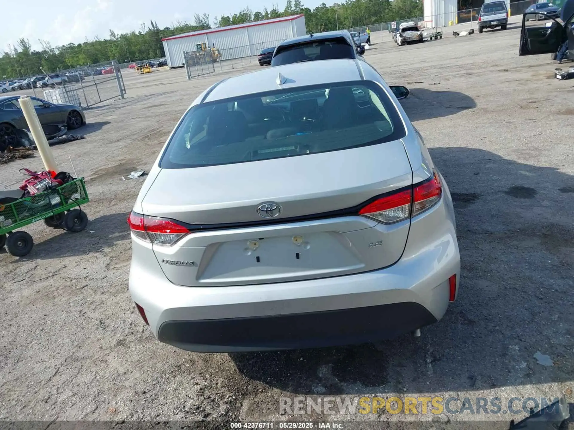 16 Photograph of a damaged car 5YFB4MDE7RP118737 TOYOTA COROLLA 2024