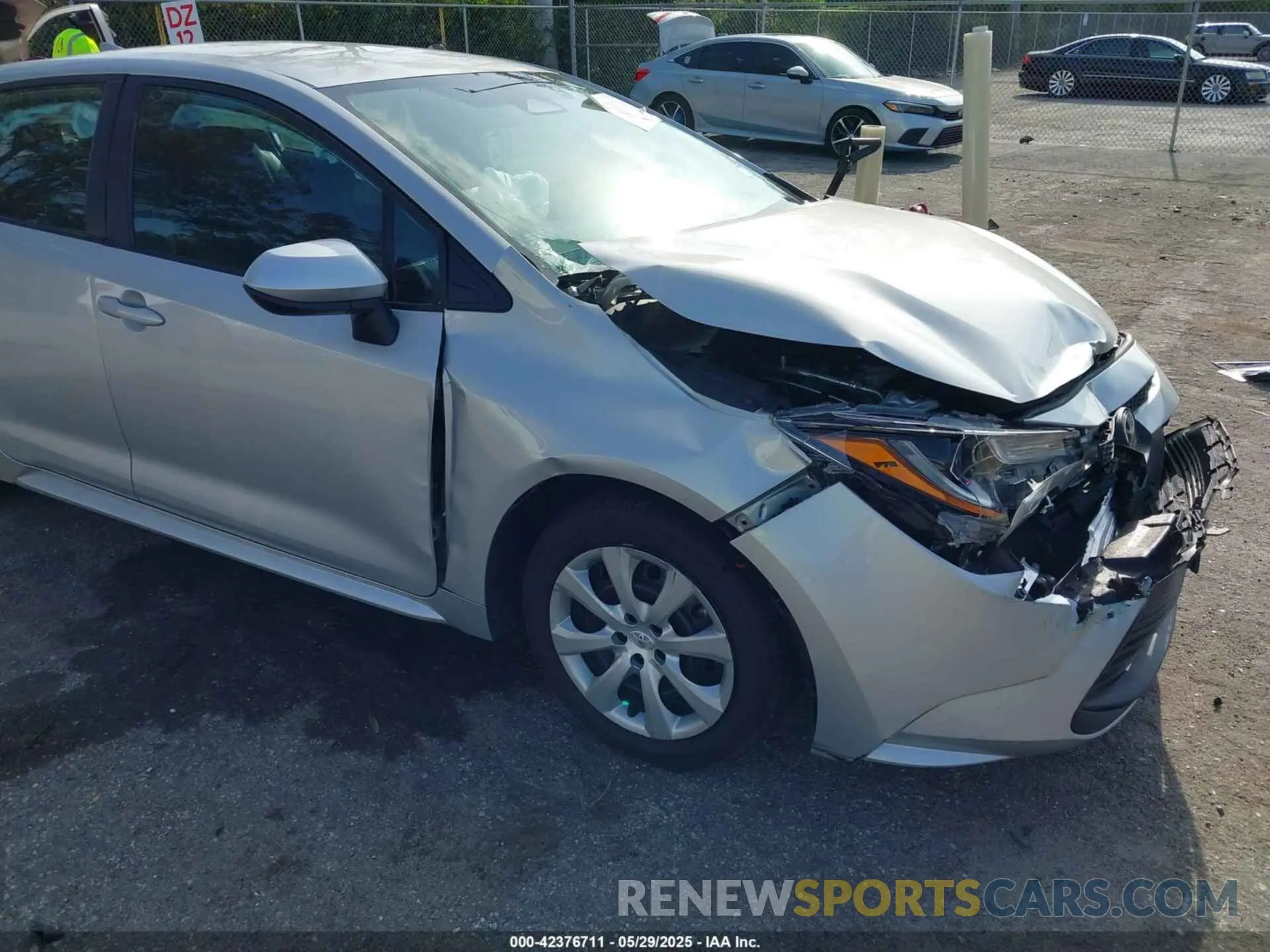 6 Photograph of a damaged car 5YFB4MDE7RP118737 TOYOTA COROLLA 2024