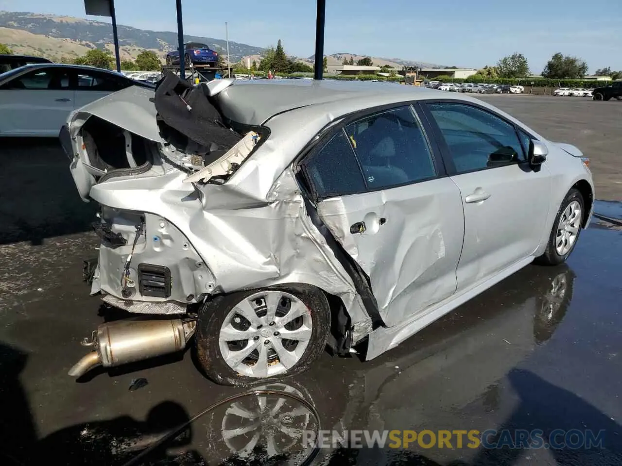 3 Photograph of a damaged car 5YFB4MDE7RP129575 TOYOTA COROLLA 2024