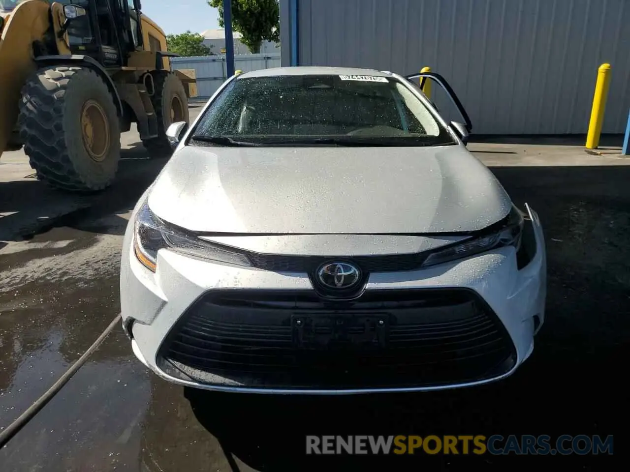 5 Photograph of a damaged car 5YFB4MDE7RP129575 TOYOTA COROLLA 2024