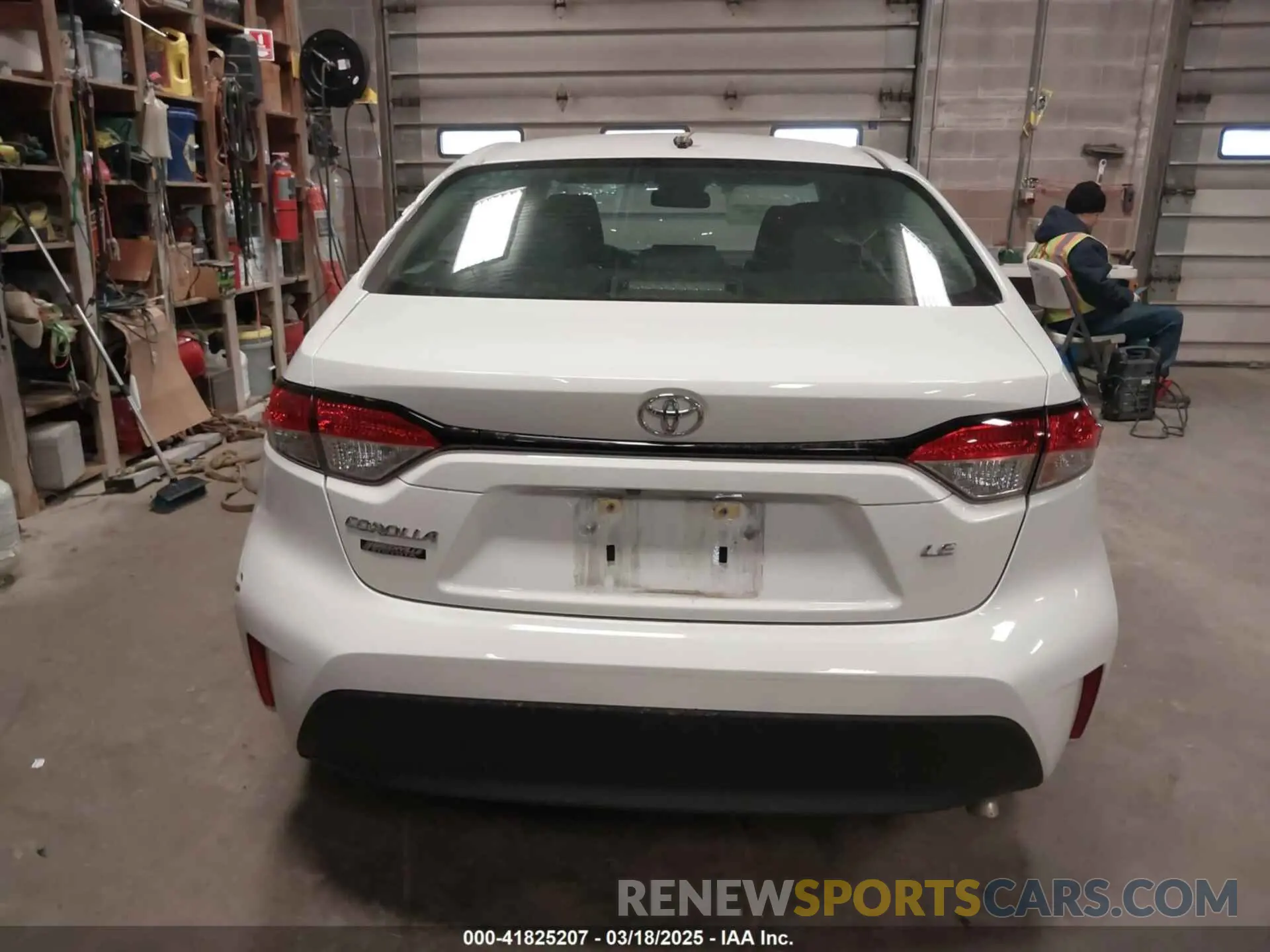 16 Photograph of a damaged car 5YFB4MDE7RP131715 TOYOTA COROLLA 2024