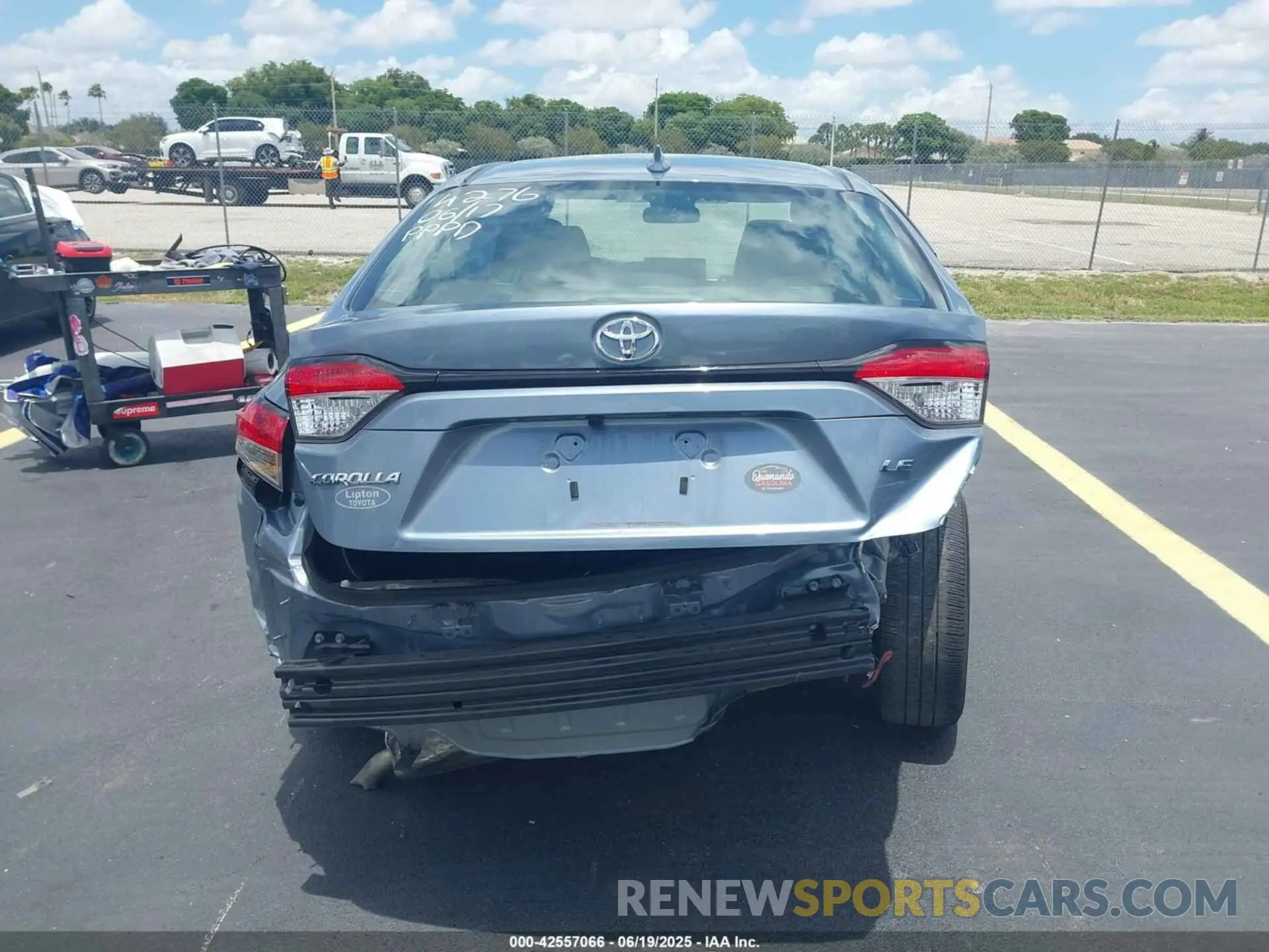 6 Photograph of a damaged car 5YFB4MDE7RP164276 TOYOTA COROLLA 2024