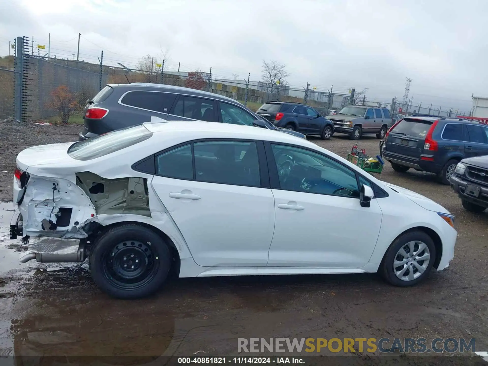 14 Photograph of a damaged car 5YFB4MDE7RP171339 TOYOTA COROLLA 2024