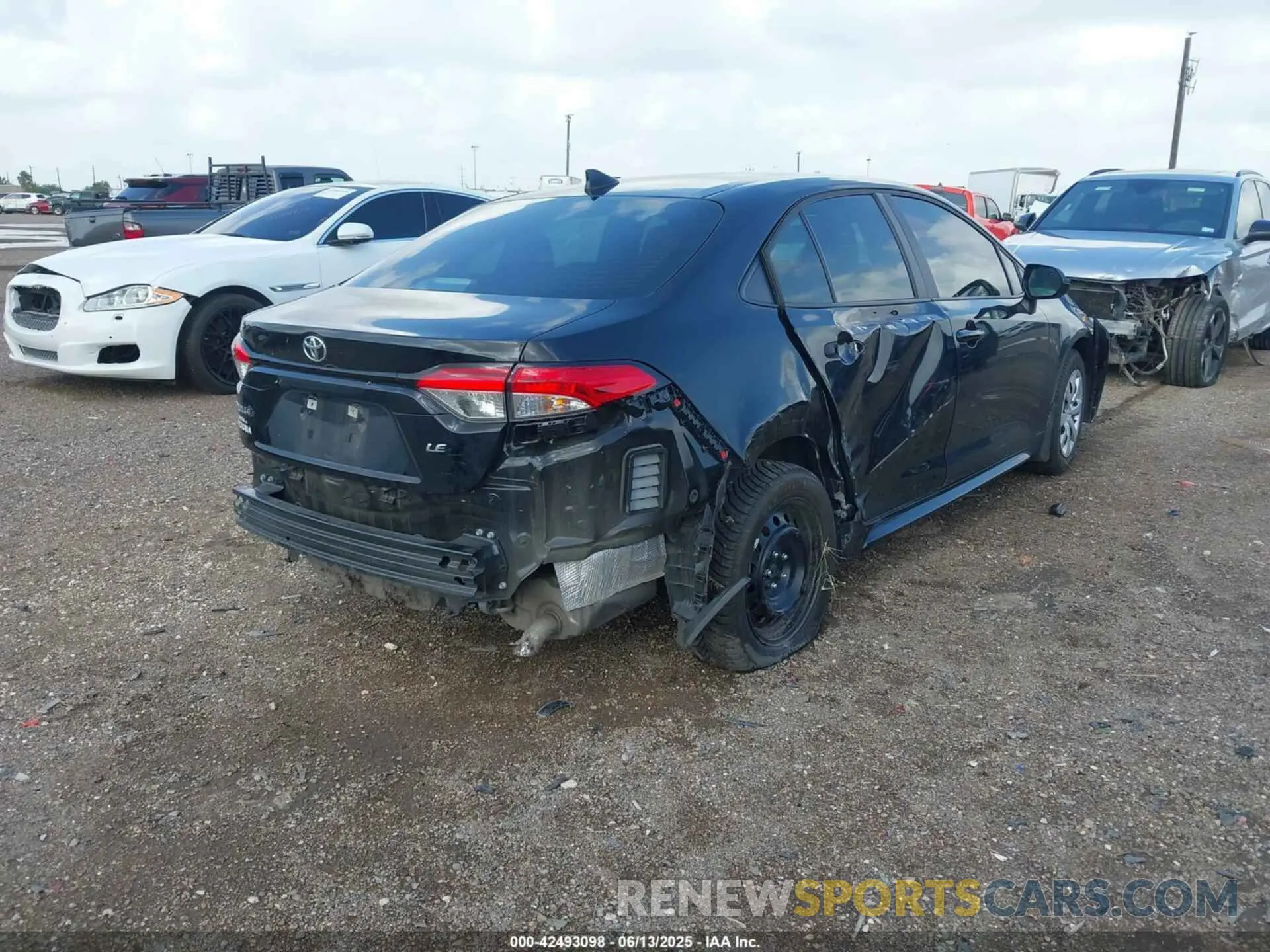 4 Photograph of a damaged car 5YFB4MDE7RP183684 TOYOTA COROLLA 2024