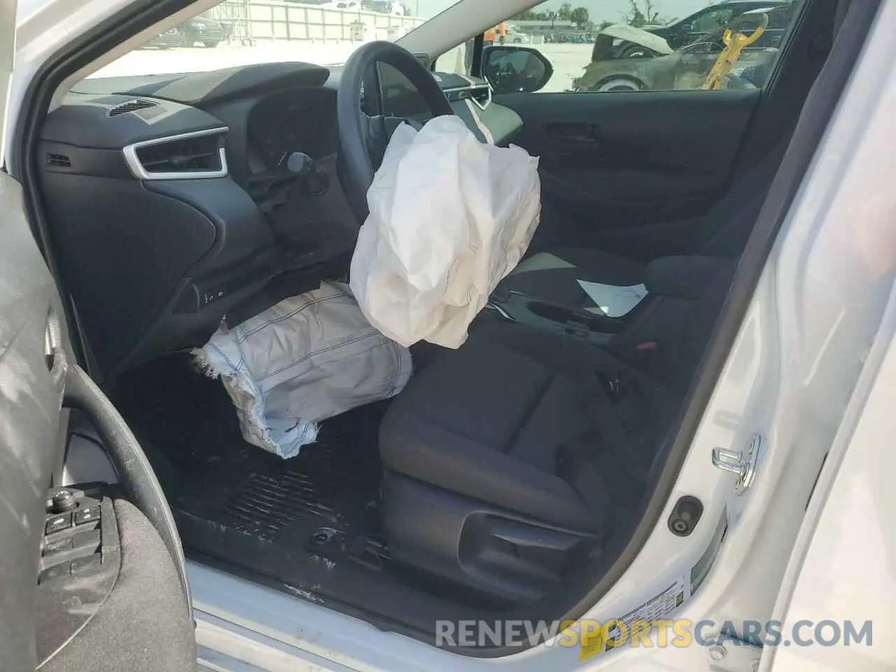 7 Photograph of a damaged car 5YFB4MDE7RP221091 TOYOTA COROLLA 2024