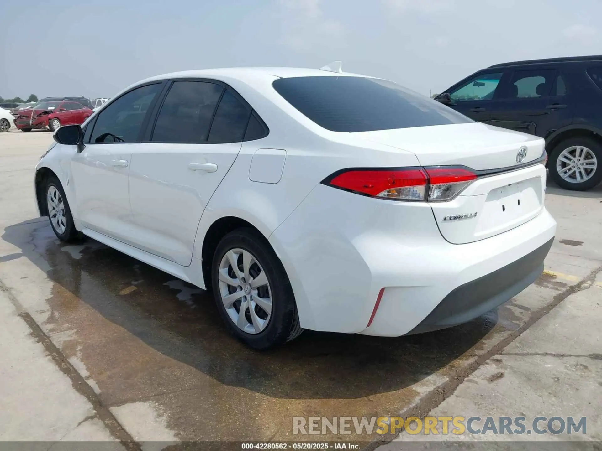 3 Photograph of a damaged car 5YFB4MDE8RP102062 TOYOTA COROLLA 2024