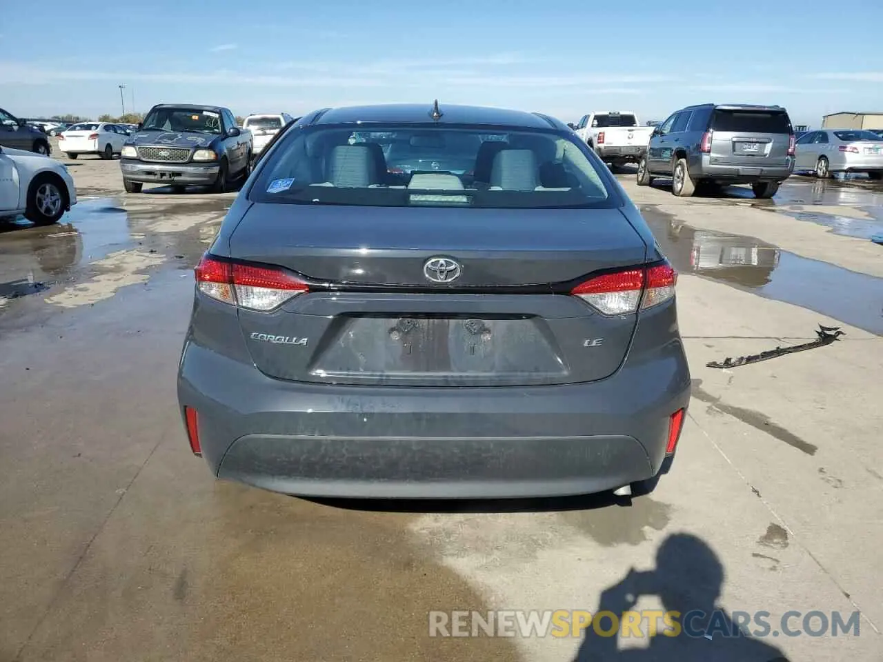 6 Photograph of a damaged car 5YFB4MDE8RP103826 TOYOTA COROLLA 2024