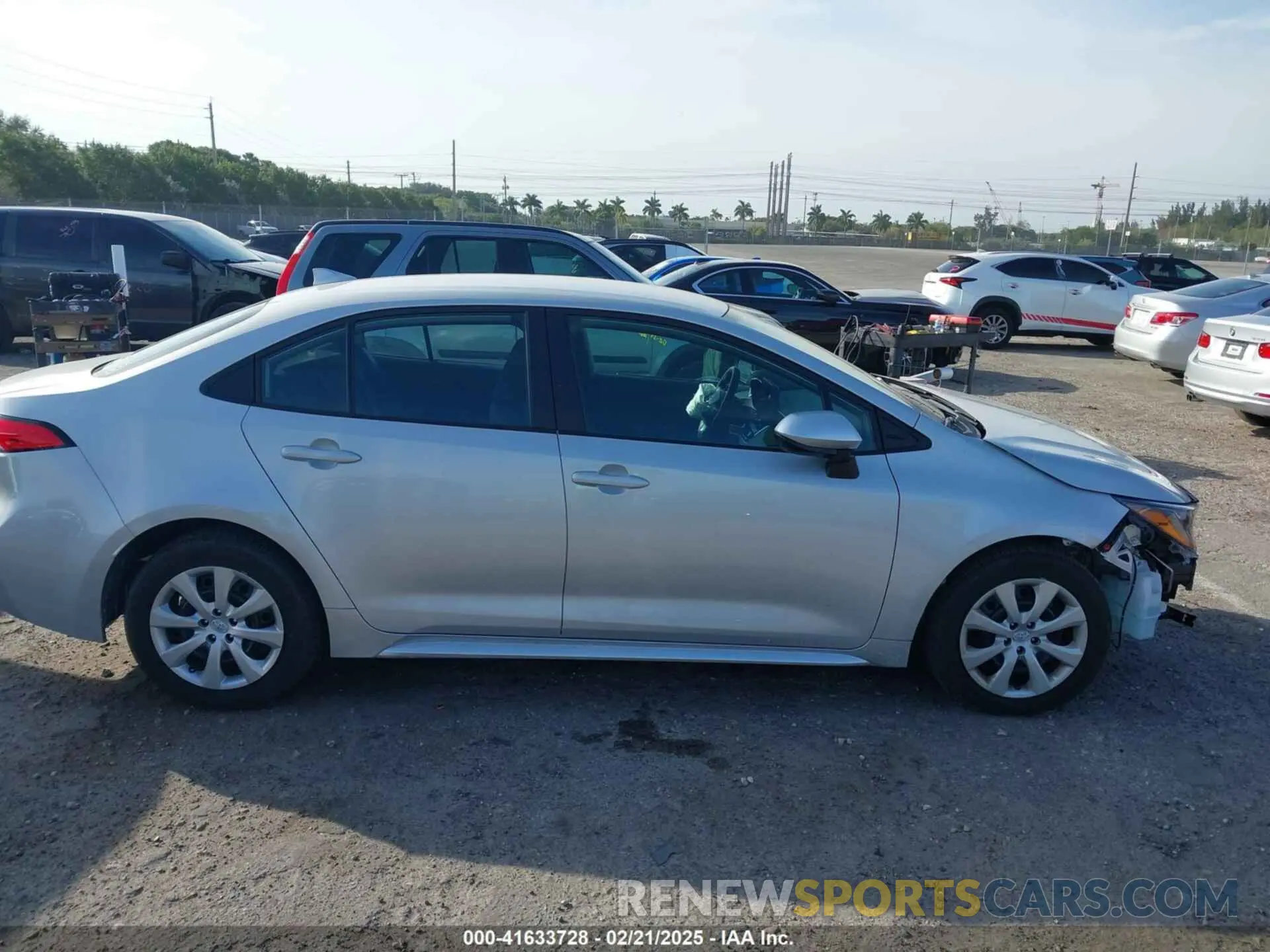 14 Photograph of a damaged car 5YFB4MDE8RP114776 TOYOTA COROLLA 2024