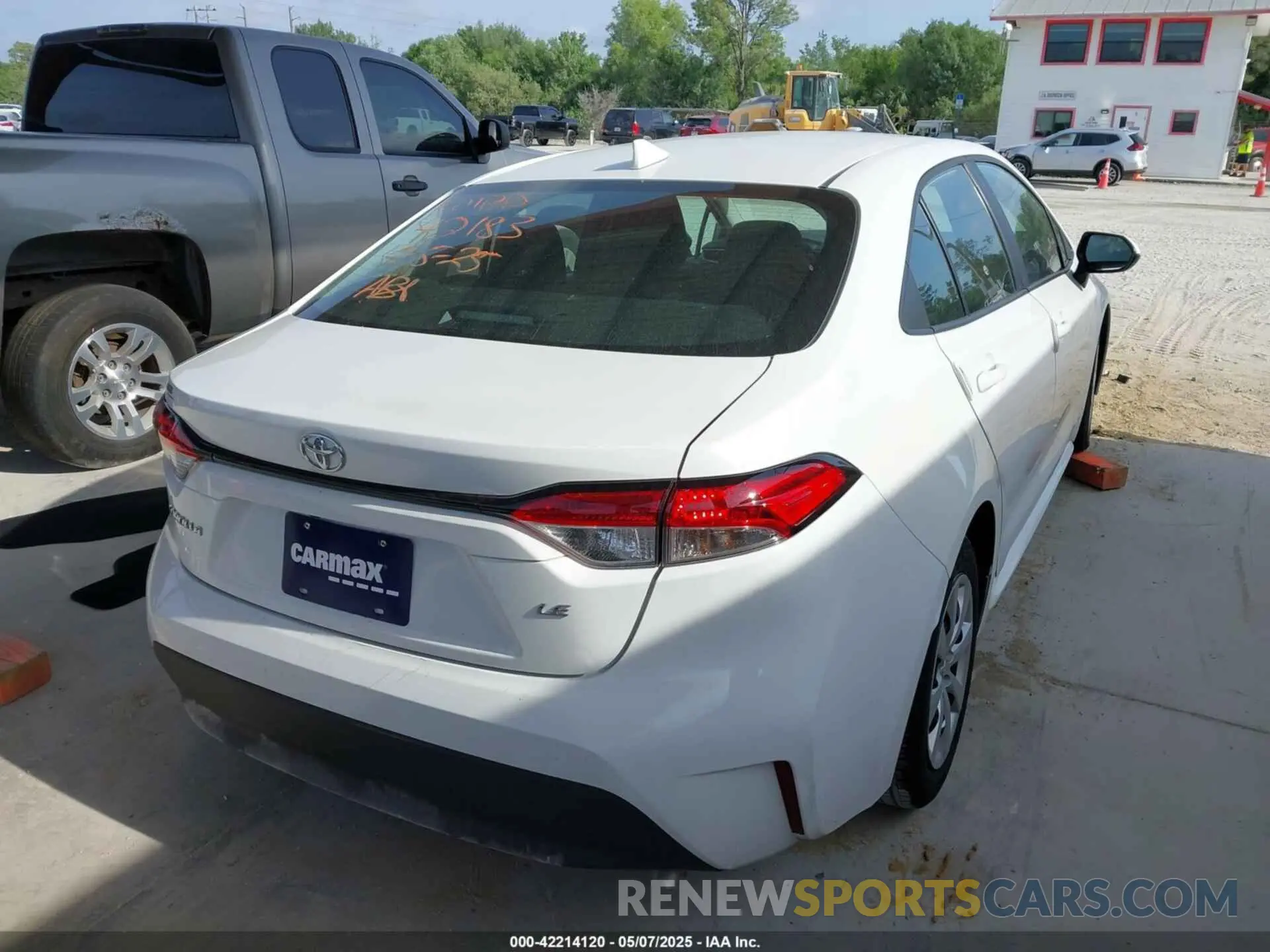 4 Photograph of a damaged car 5YFB4MDE8RP131836 TOYOTA COROLLA 2024