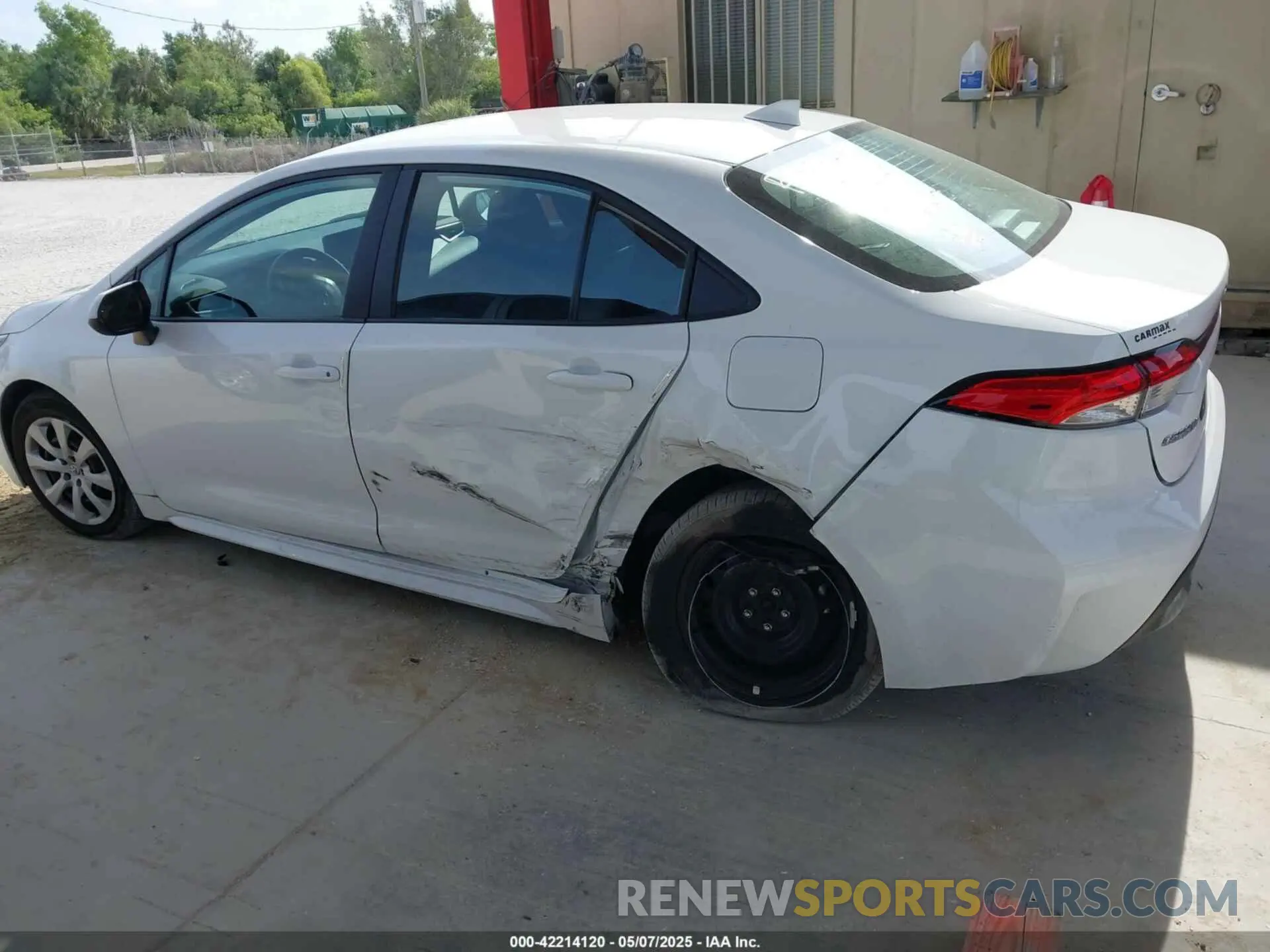 6 Photograph of a damaged car 5YFB4MDE8RP131836 TOYOTA COROLLA 2024