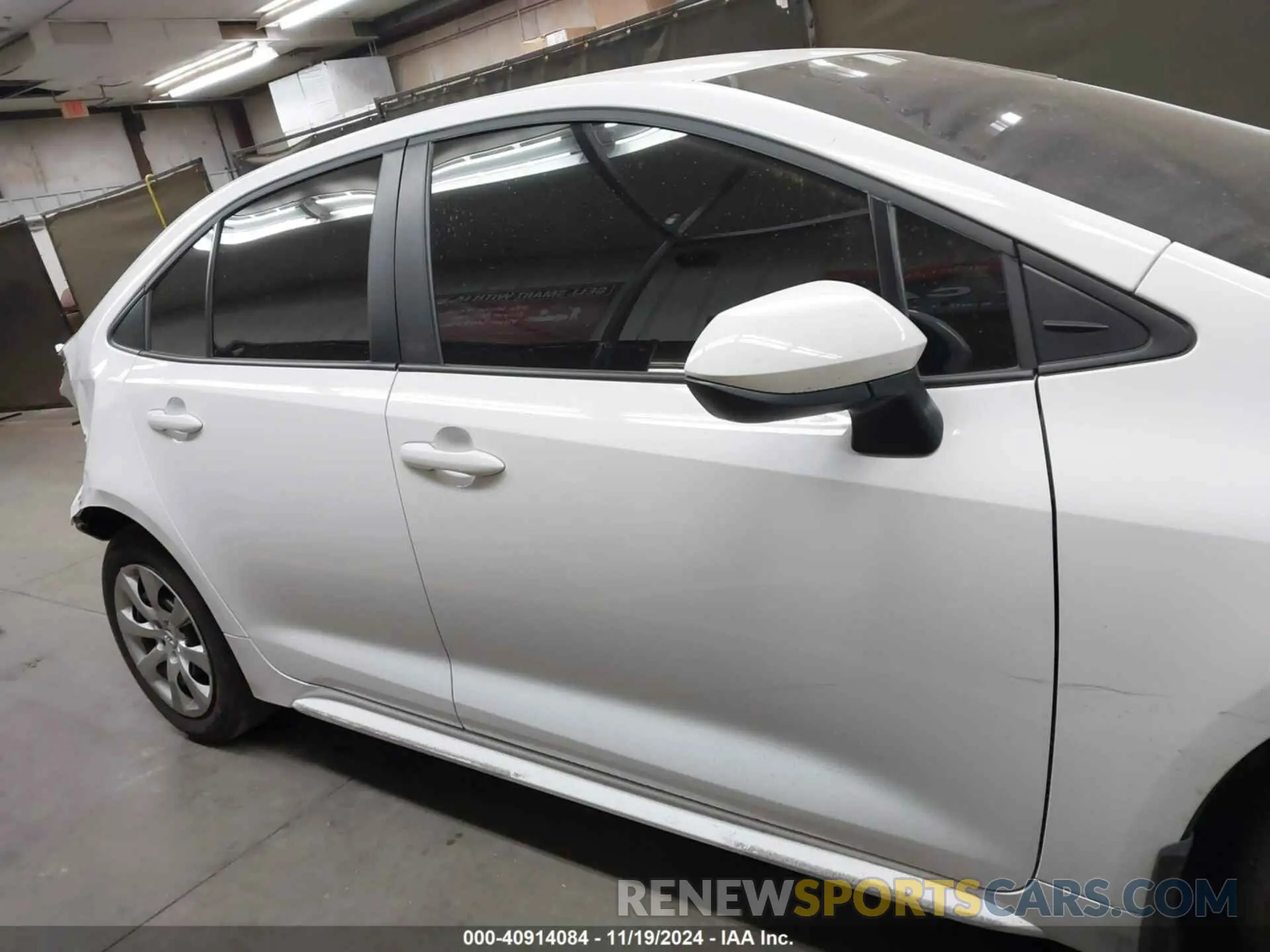 13 Photograph of a damaged car 5YFB4MDE8RP148670 TOYOTA COROLLA 2024