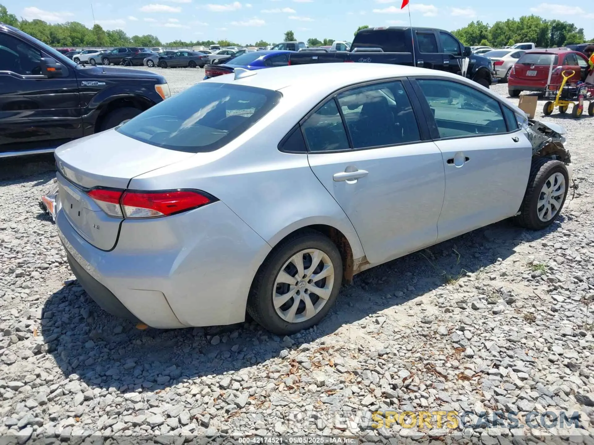 4 Photograph of a damaged car 5YFB4MDE8RP156333 TOYOTA COROLLA 2024