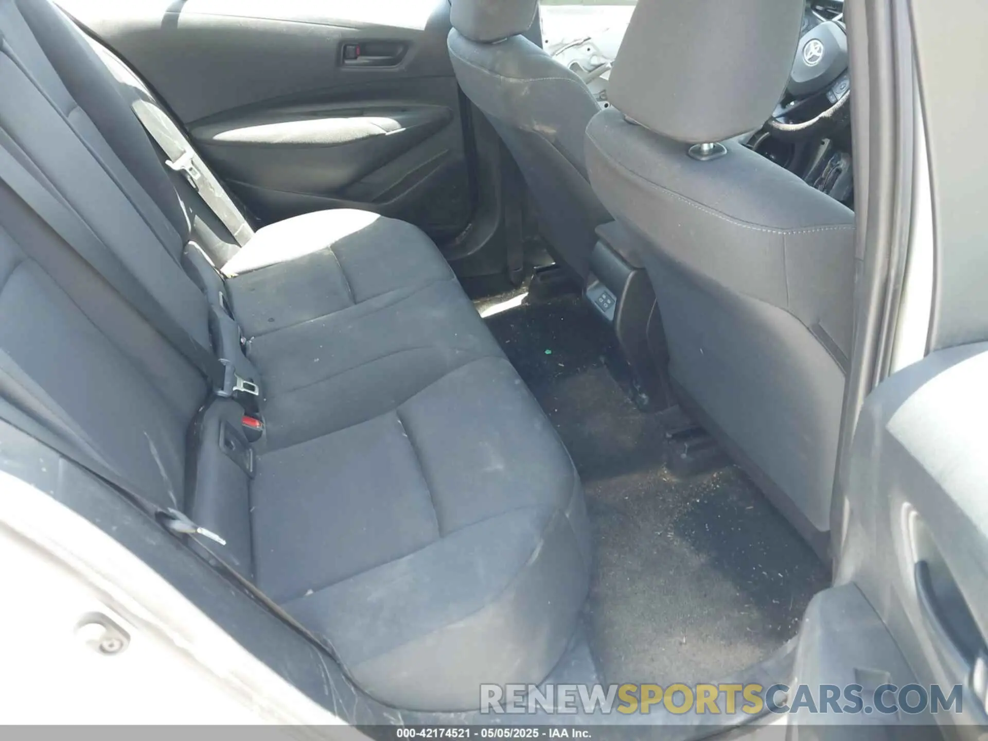 8 Photograph of a damaged car 5YFB4MDE8RP156333 TOYOTA COROLLA 2024
