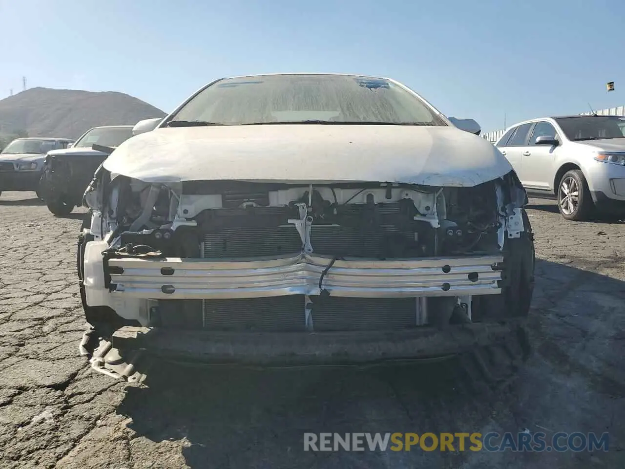 5 Photograph of a damaged car 5YFB4MDE8RP162066 TOYOTA COROLLA 2024
