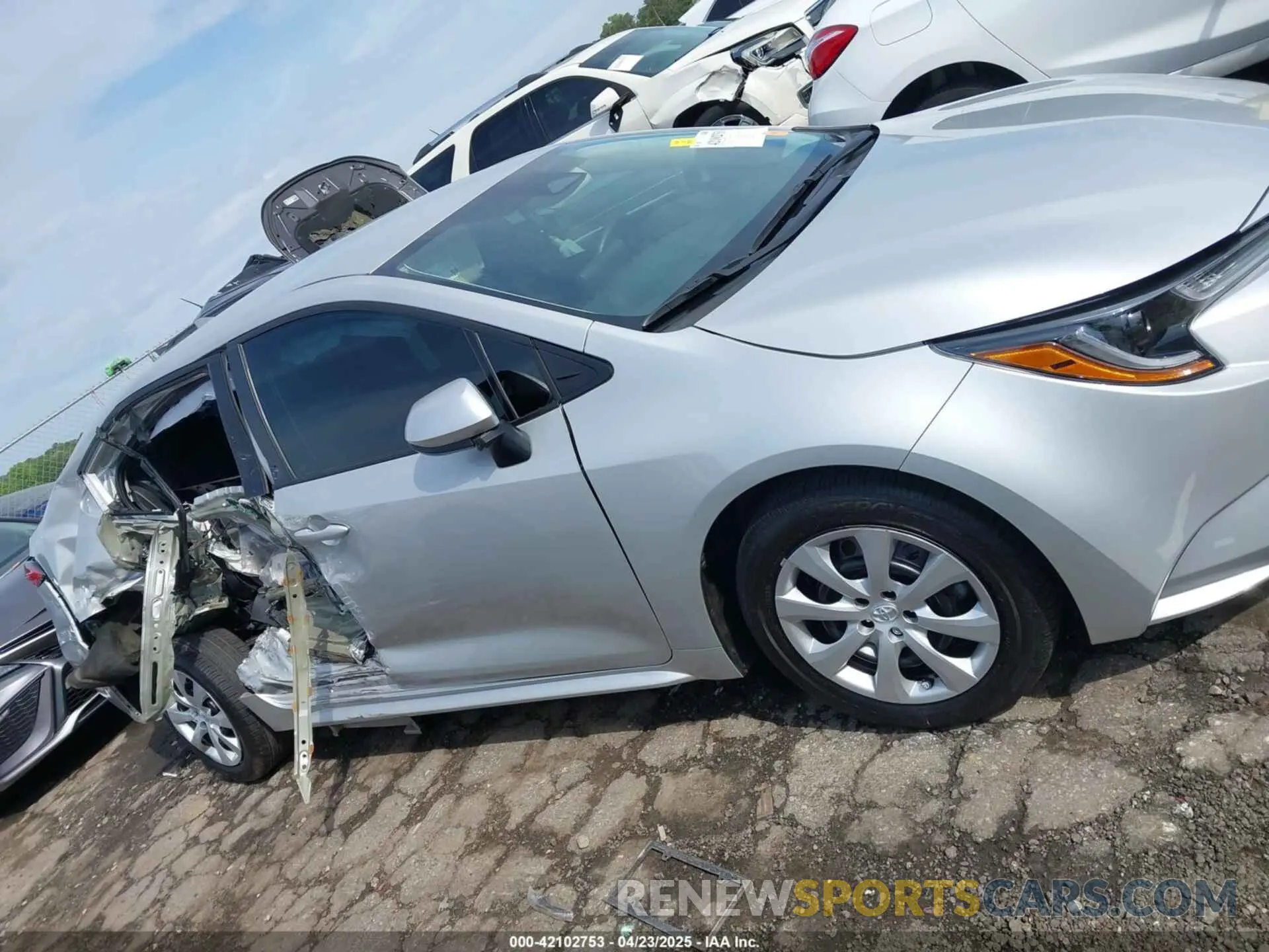 13 Photograph of a damaged car 5YFB4MDE8RP170720 TOYOTA COROLLA 2024