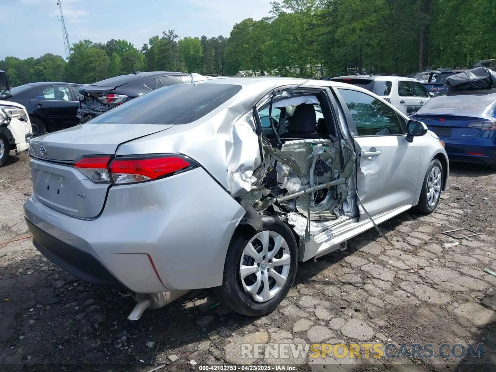 6 Photograph of a damaged car 5YFB4MDE8RP170720 TOYOTA COROLLA 2024