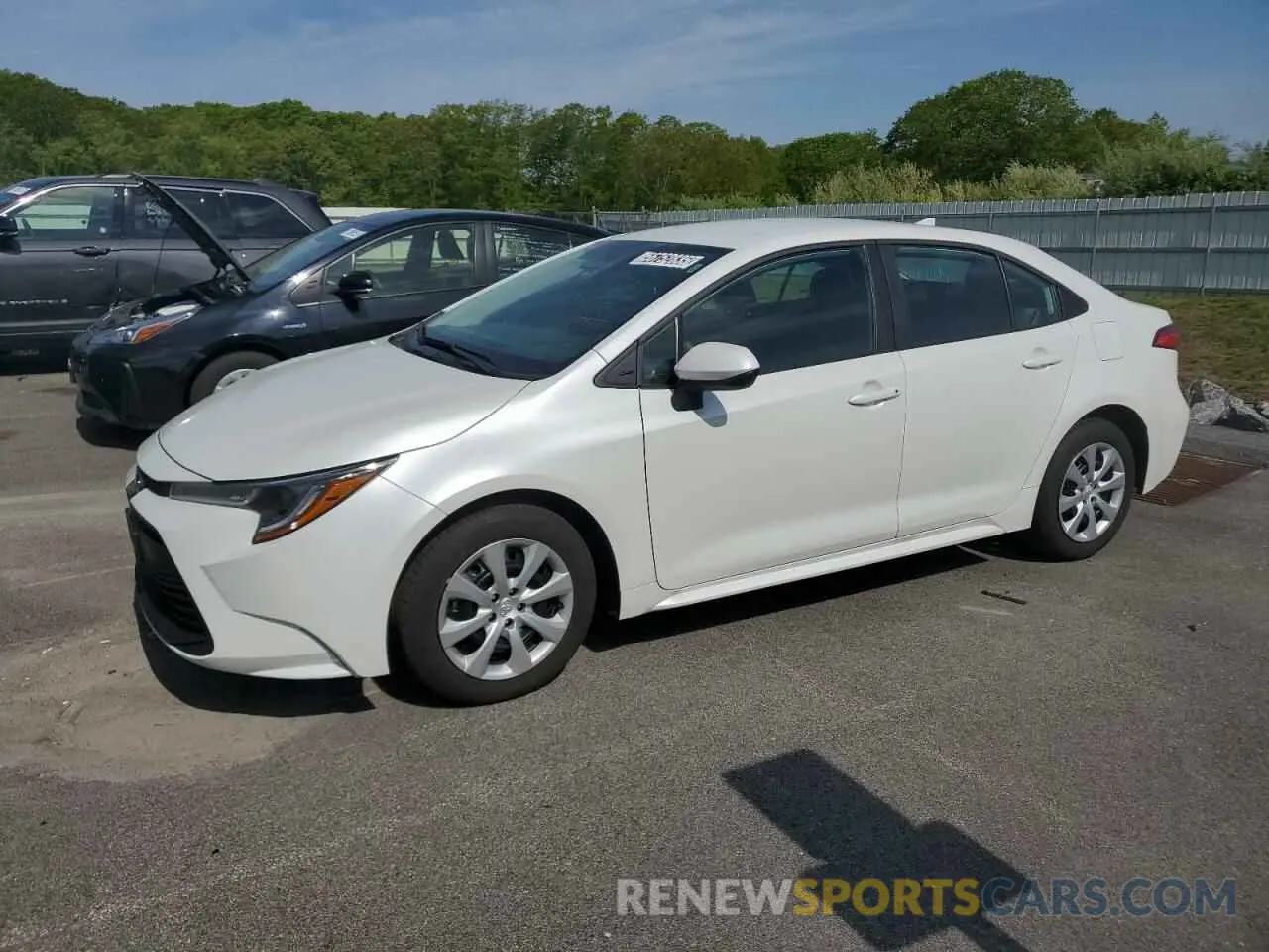 1 Photograph of a damaged car 5YFB4MDE8RP172256 TOYOTA COROLLA 2024