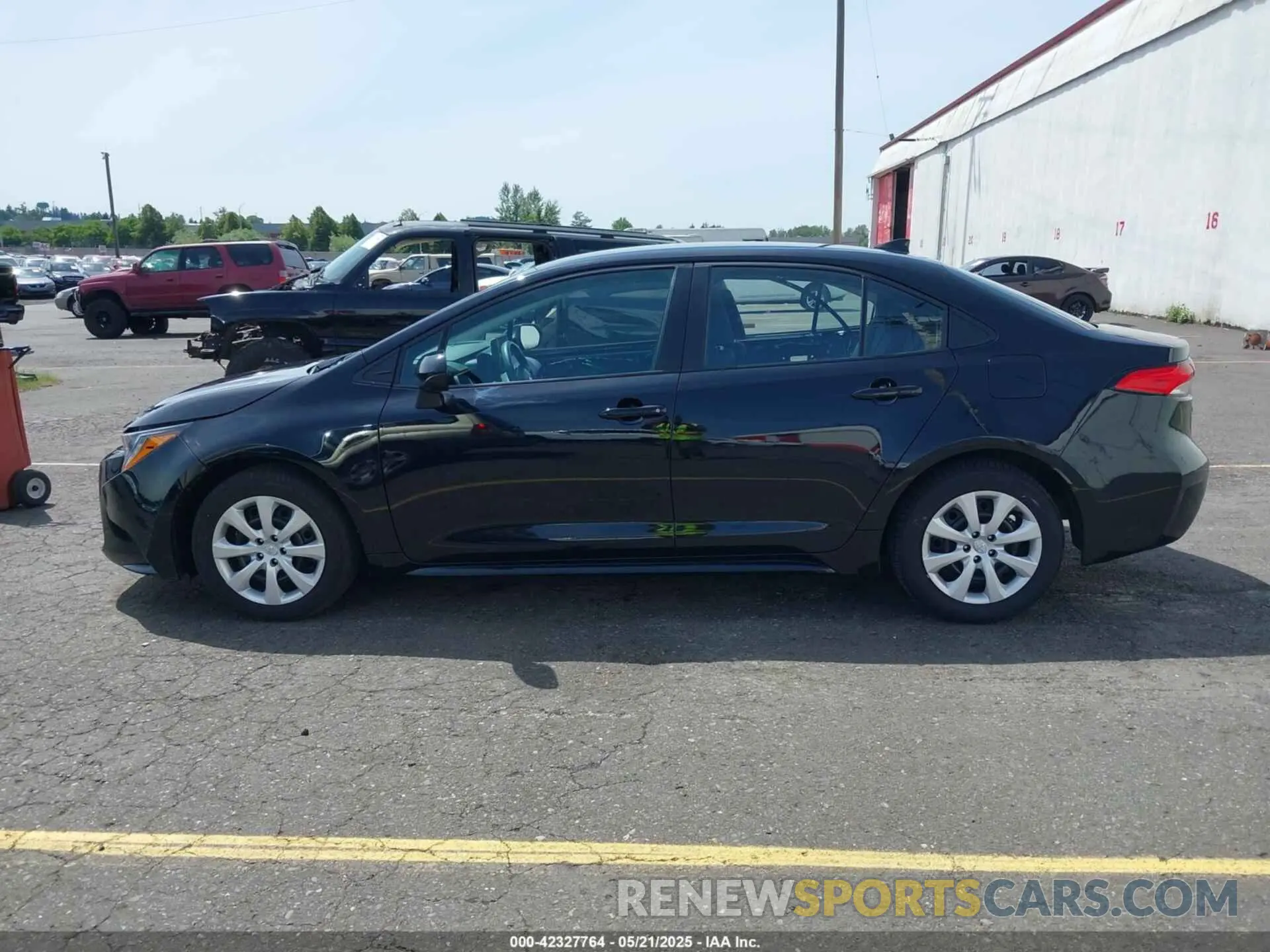 15 Photograph of a damaged car 5YFB4MDE8RP177716 TOYOTA COROLLA 2024