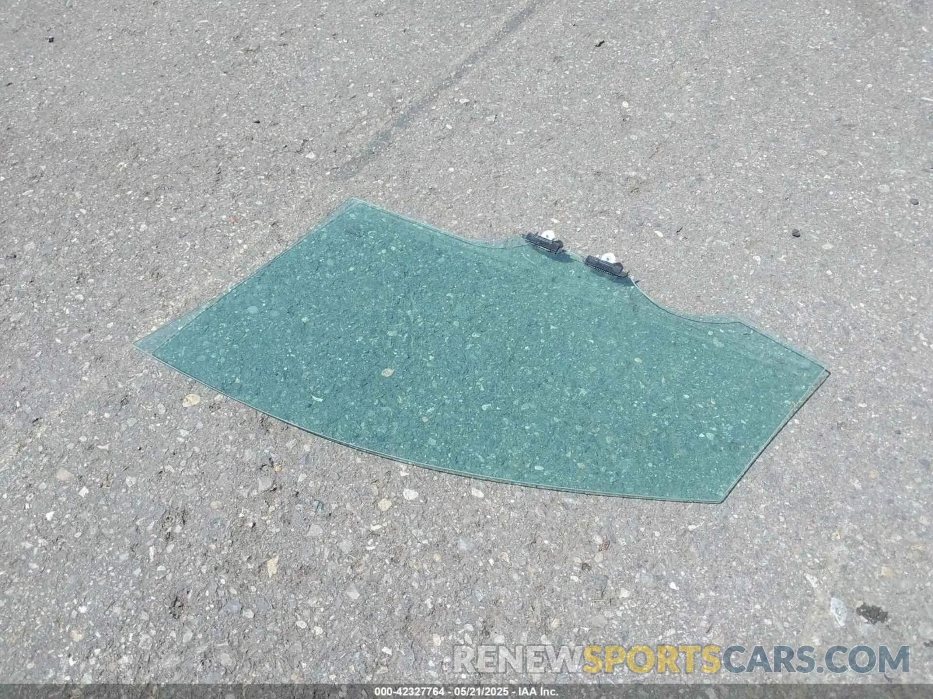 18 Photograph of a damaged car 5YFB4MDE8RP177716 TOYOTA COROLLA 2024
