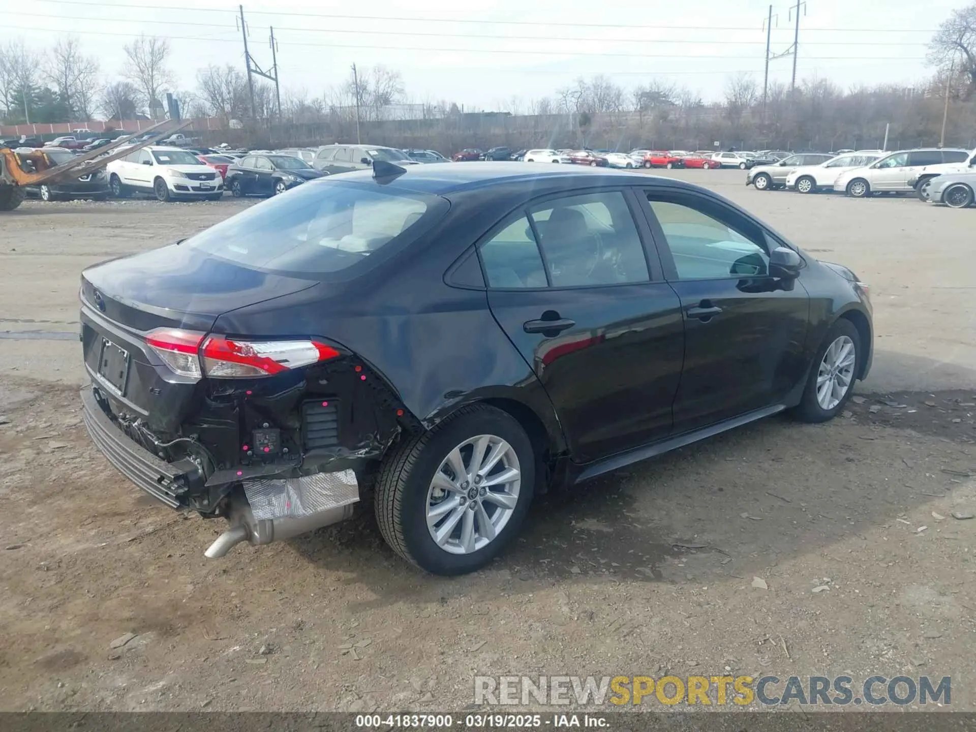 18 Photograph of a damaged car 5YFB4MDE8RP201772 TOYOTA COROLLA 2024