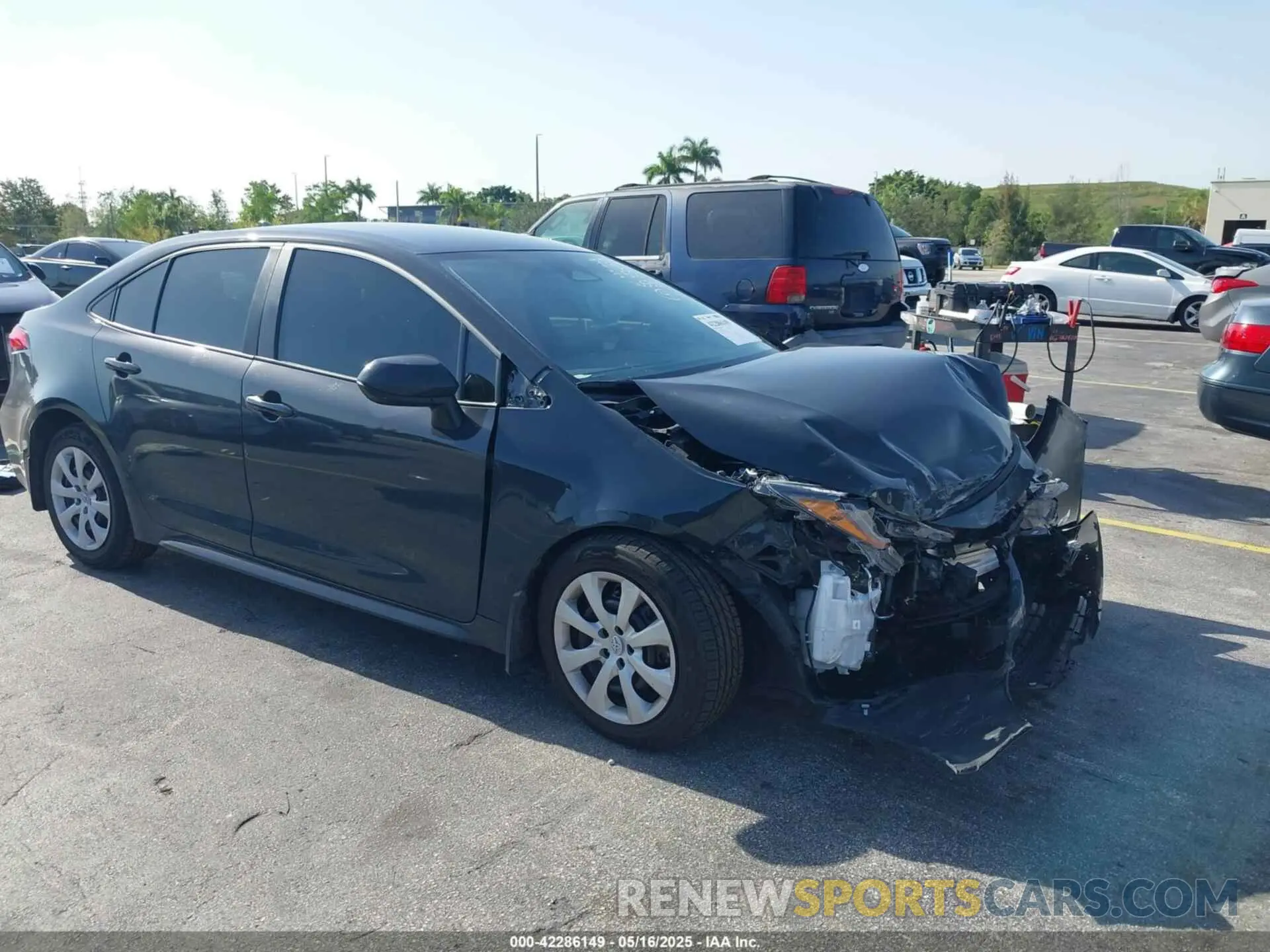 1 Photograph of a damaged car 5YFB4MDE8RP207183 TOYOTA COROLLA 2024