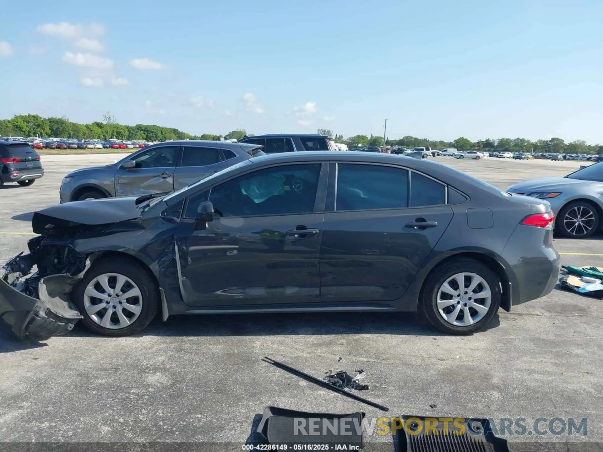 15 Photograph of a damaged car 5YFB4MDE8RP207183 TOYOTA COROLLA 2024