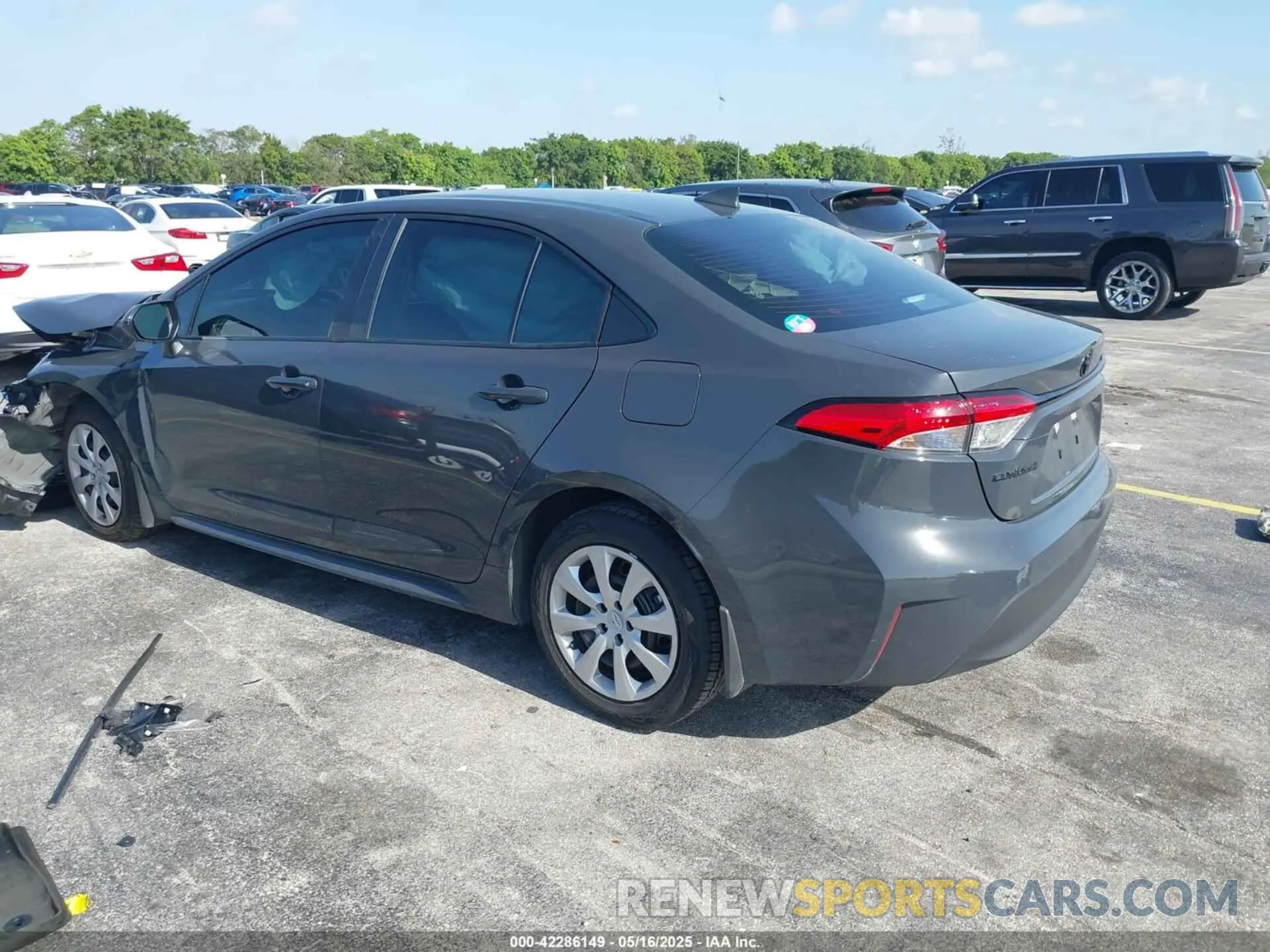 3 Photograph of a damaged car 5YFB4MDE8RP207183 TOYOTA COROLLA 2024