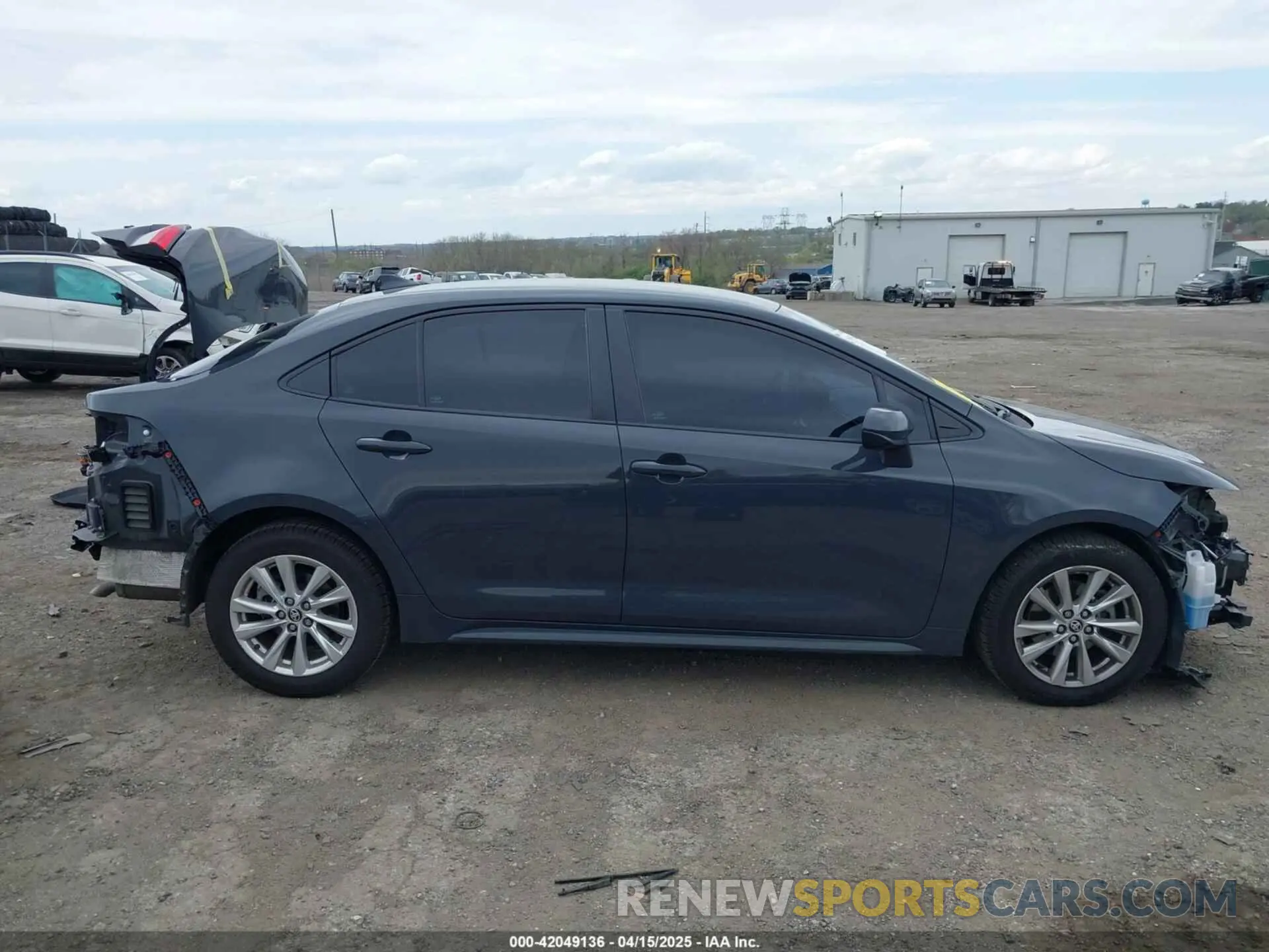 14 Photograph of a damaged car 5YFB4MDE9RP084039 TOYOTA COROLLA 2024