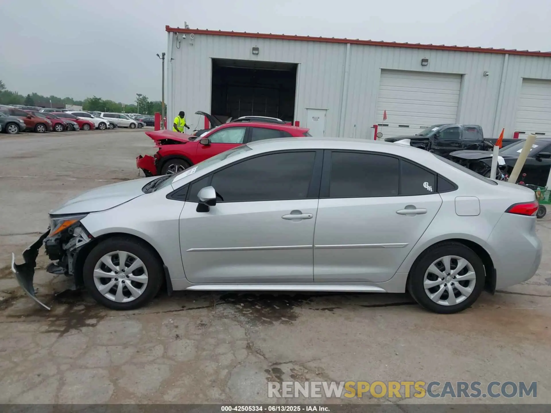 15 Photograph of a damaged car 5YFB4MDE9RP090729 TOYOTA COROLLA 2024