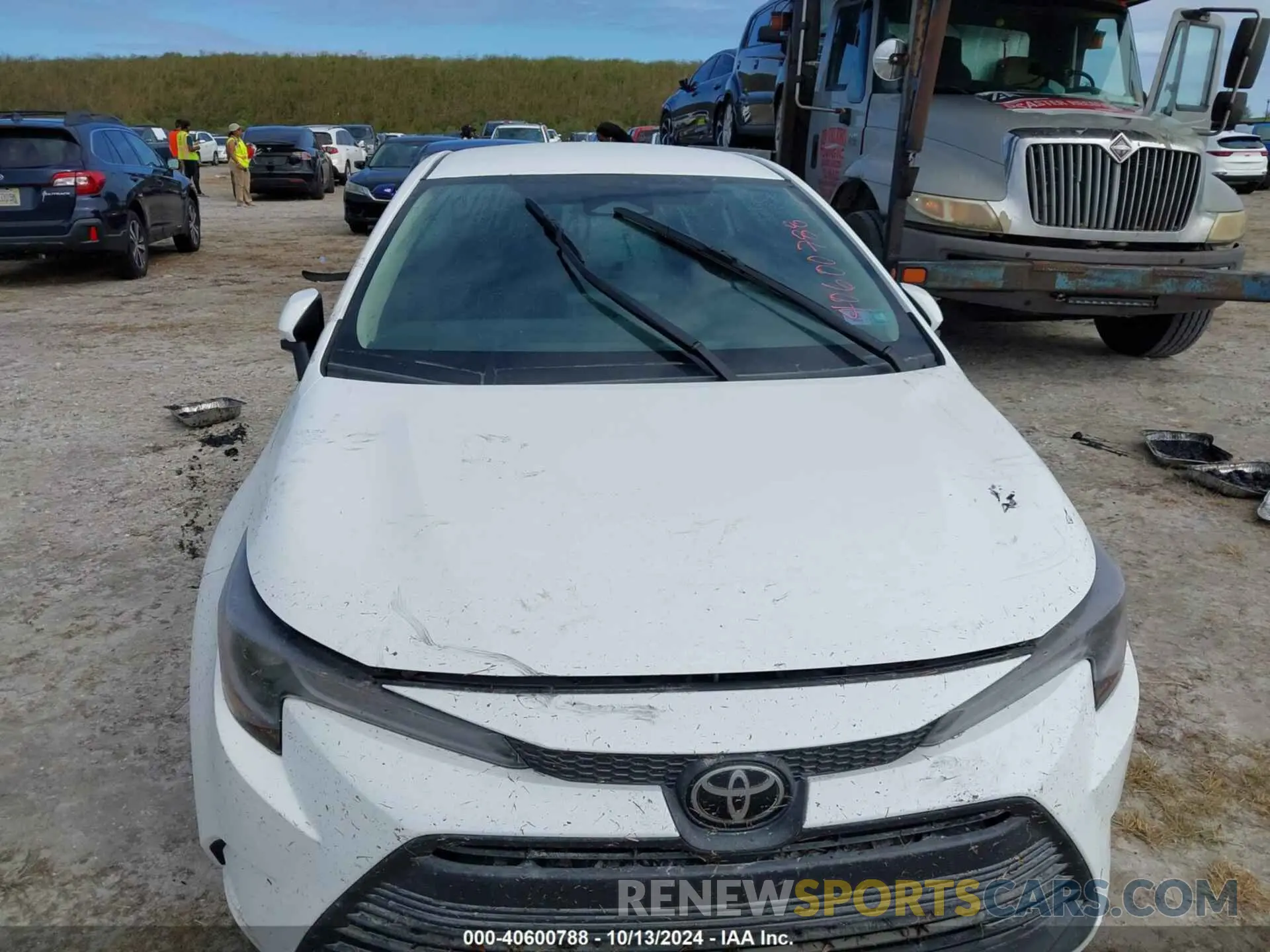 16 Photograph of a damaged car 5YFB4MDE9RP102488 TOYOTA COROLLA 2024