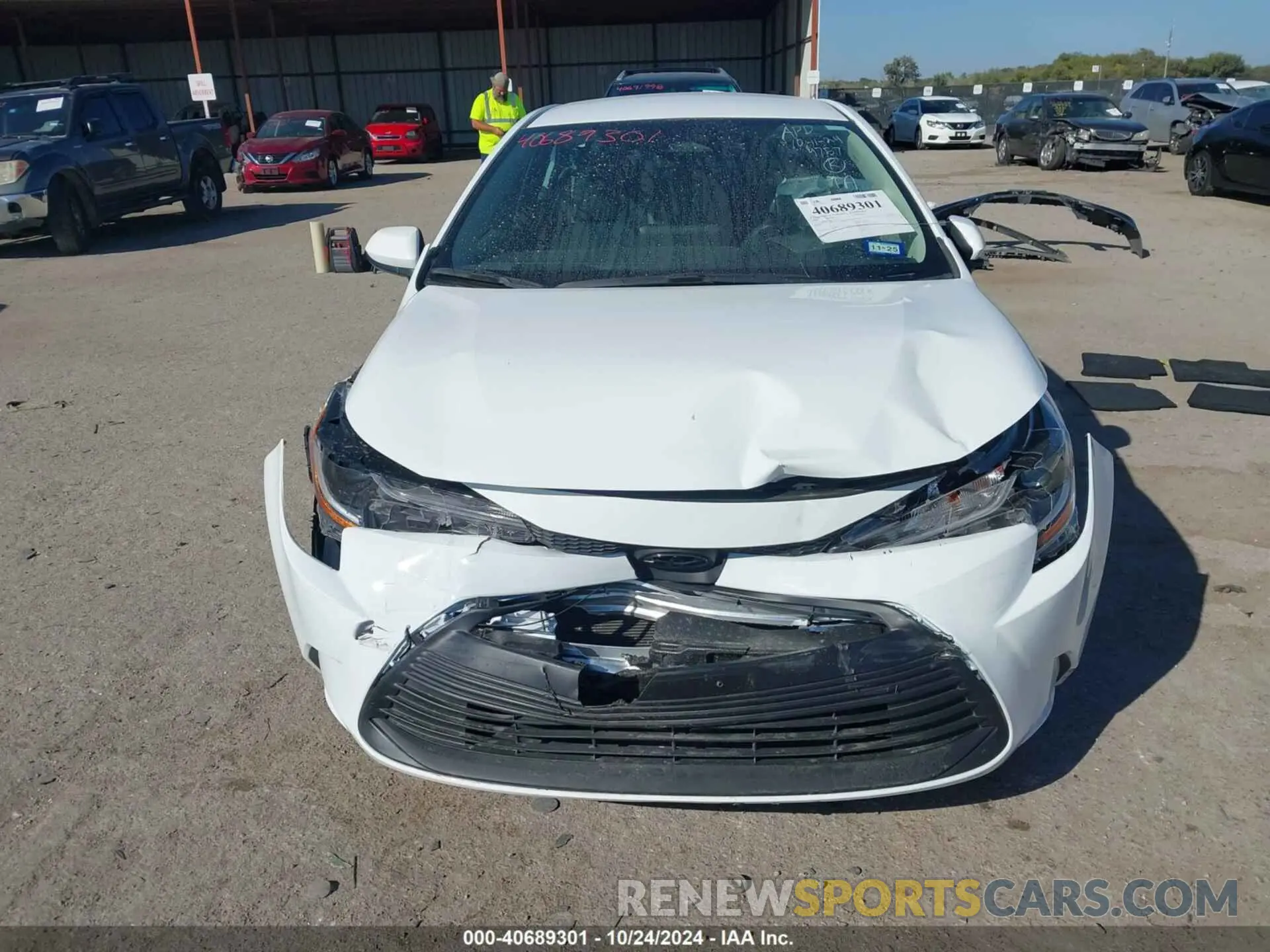 12 Photograph of a damaged car 5YFB4MDE9RP104757 TOYOTA COROLLA 2024