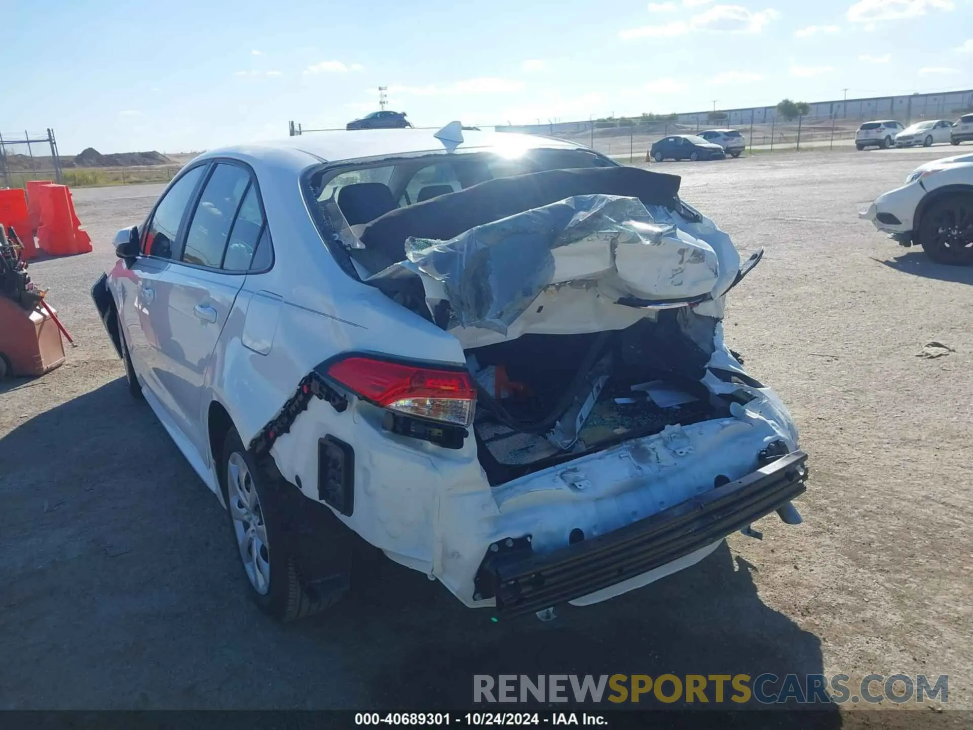 3 Photograph of a damaged car 5YFB4MDE9RP104757 TOYOTA COROLLA 2024