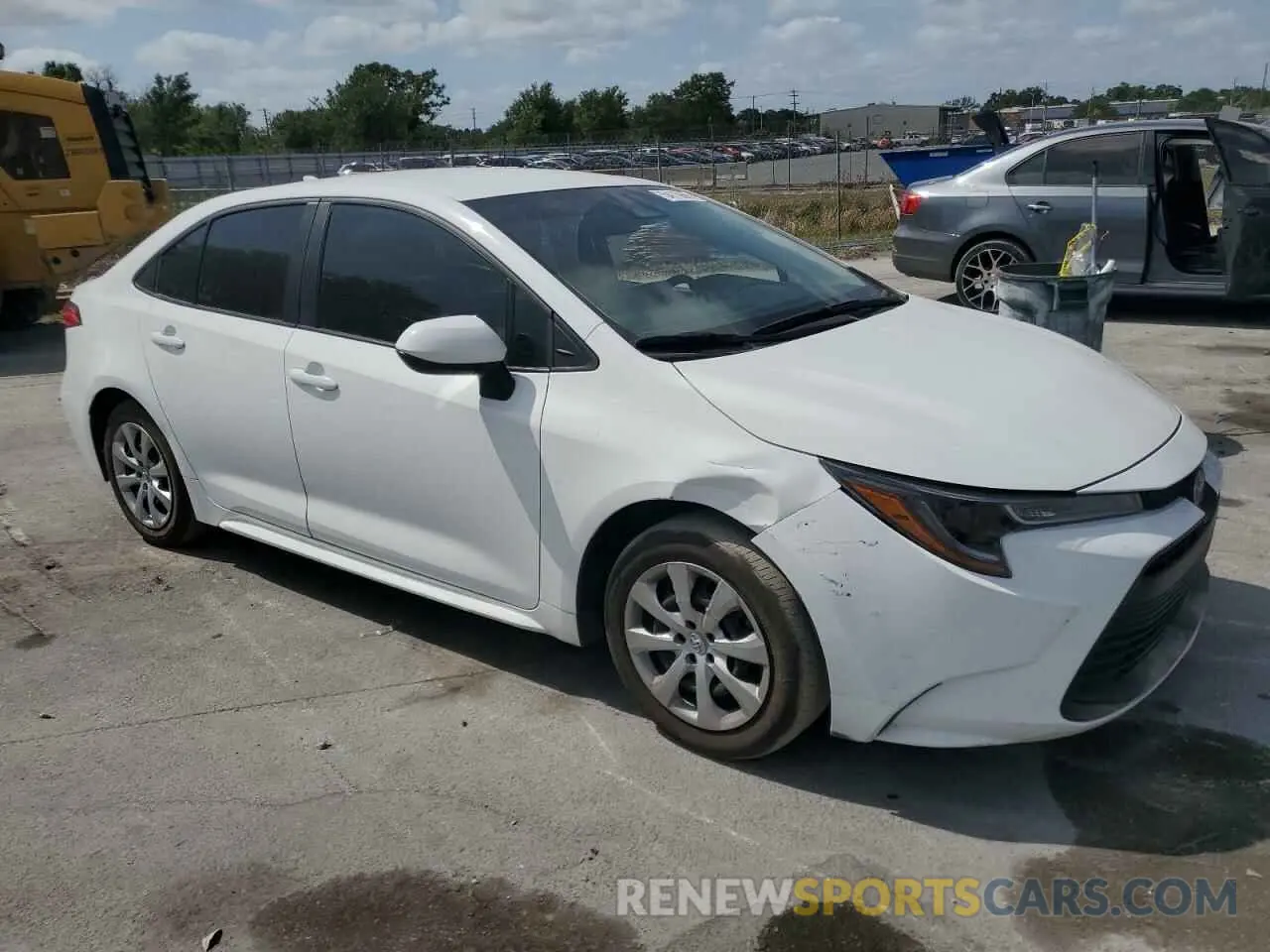 4 Photograph of a damaged car 5YFB4MDE9RP119582 TOYOTA COROLLA 2024