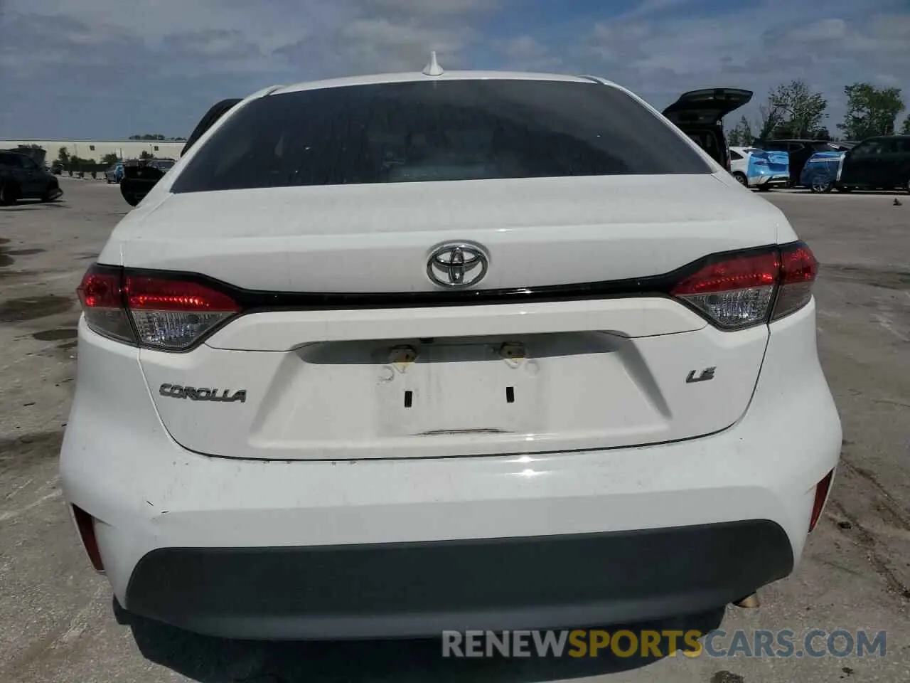 6 Photograph of a damaged car 5YFB4MDE9RP119582 TOYOTA COROLLA 2024