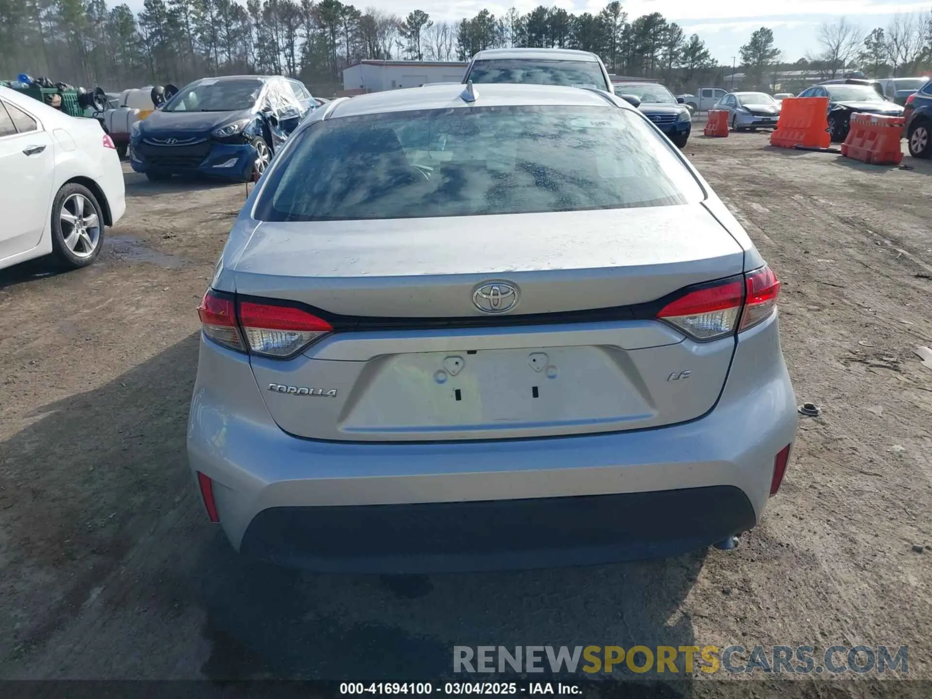 16 Photograph of a damaged car 5YFB4MDE9RP126225 TOYOTA COROLLA 2024